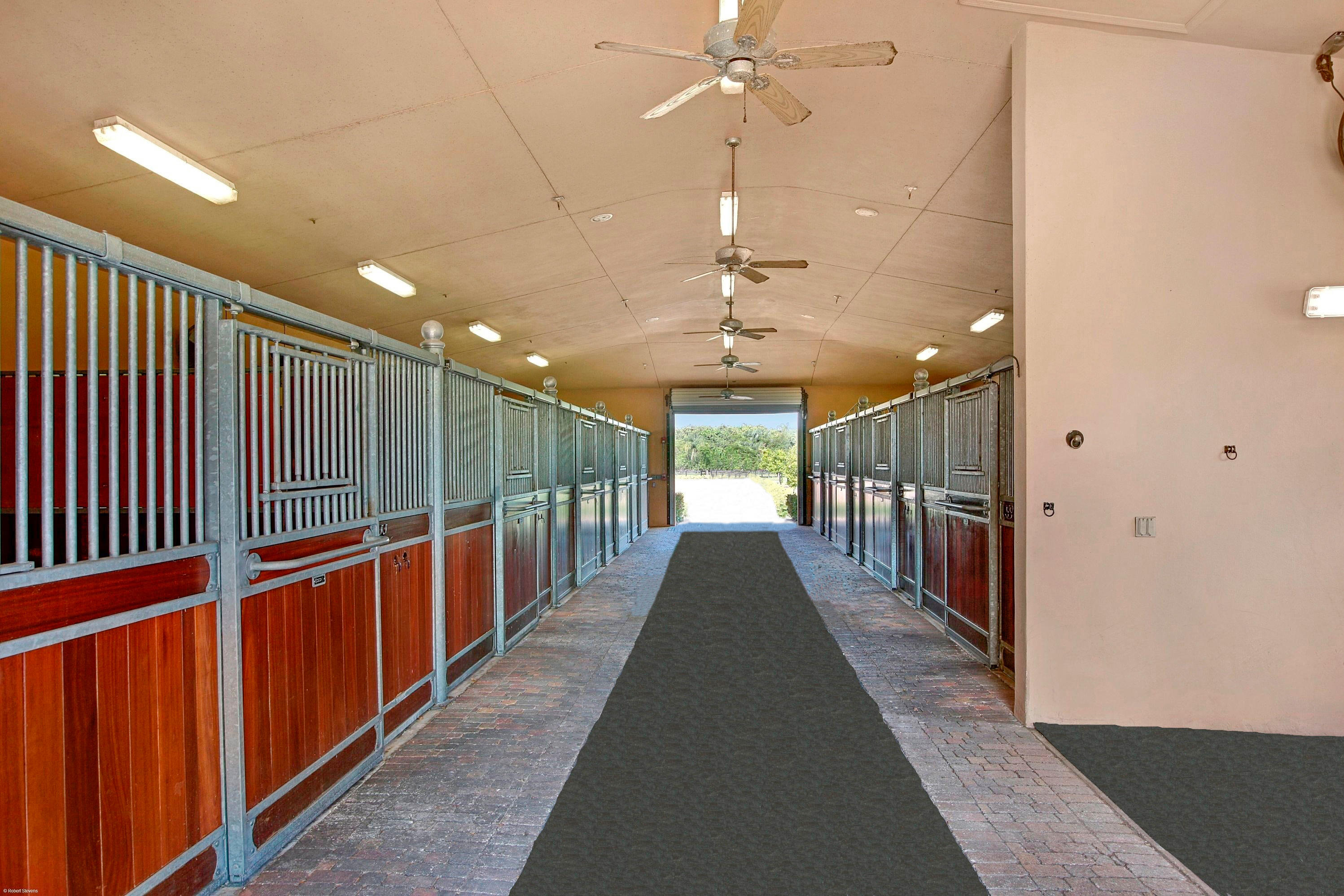 PALM BEACH POINT EAST - Residential