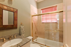 PALM BEACH POINT EAST - Residential