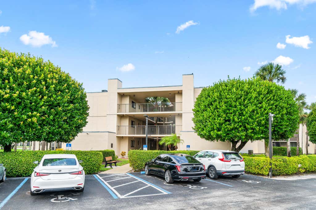 Photo of 5370 LAS VERDES Circle #209, Delray Beach, FL 33484 (MLS # B26063738)