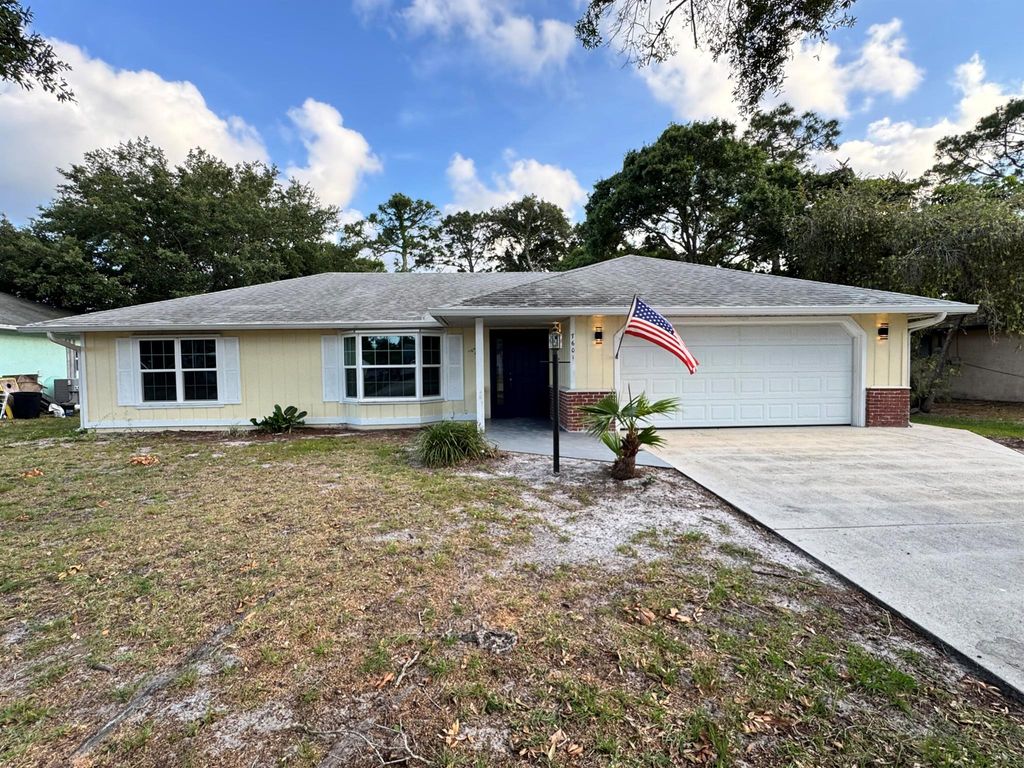 Photo of 7601 Belleair Avenue, Fort Pierce, FL 34951 (MLS # R11085585)