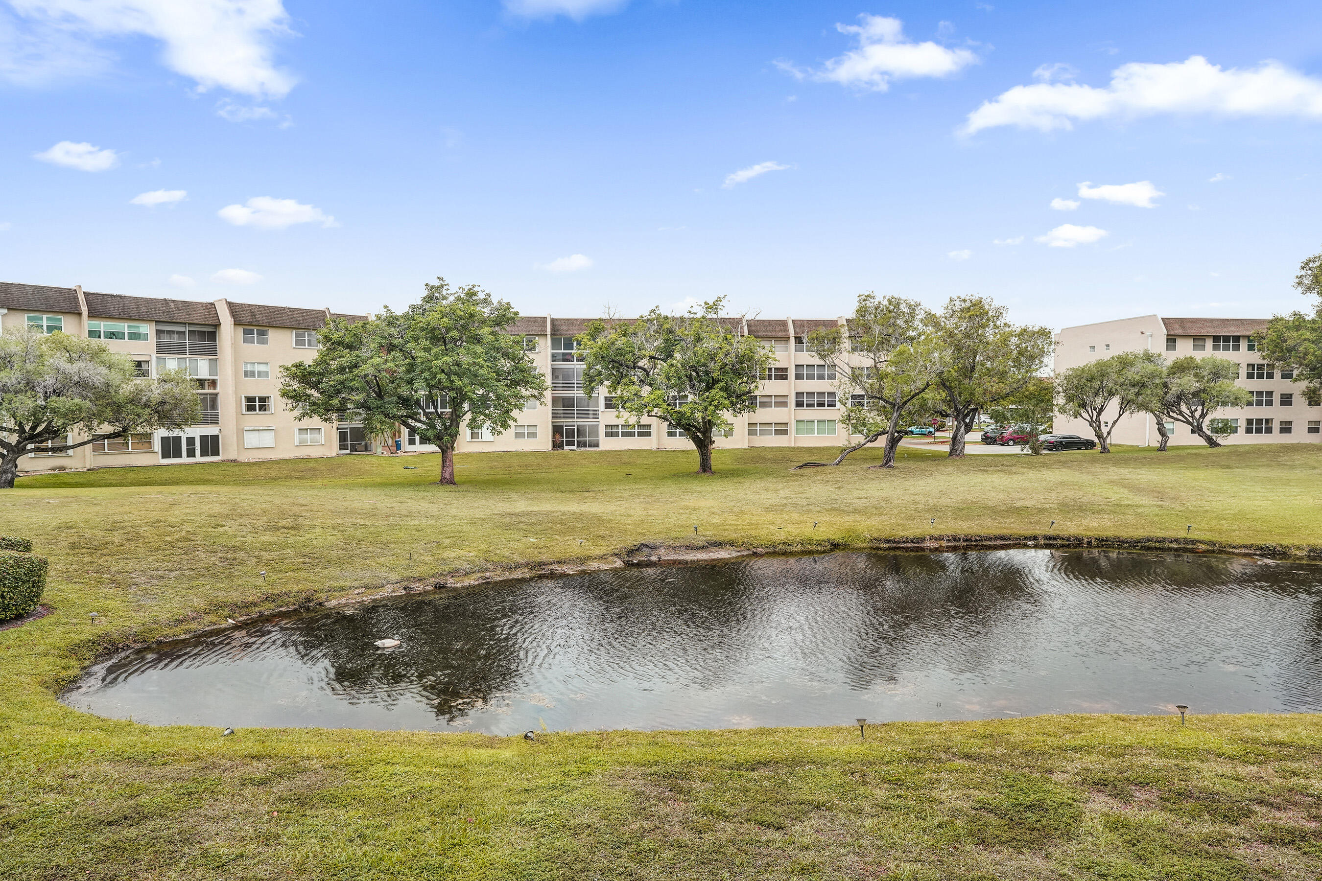 SUNRISE LAKES 189 CONDO - Residential