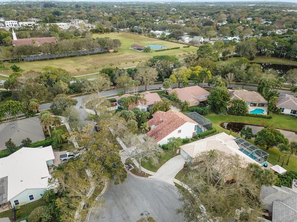 Photo of 6544 Pineloch Court, Jupiter, FL 33458 (MLS # R10858533)