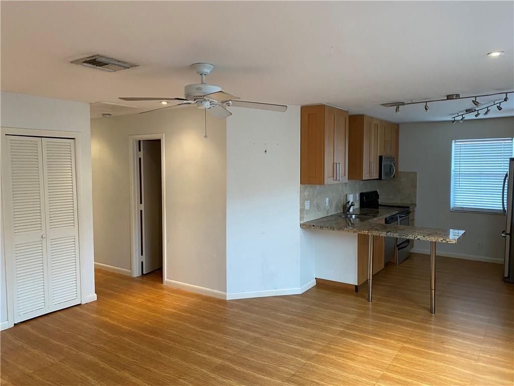 Photo of 713 SE 18th Street, Fort Lauderdale, FL 33316 (MLS # B26006630)