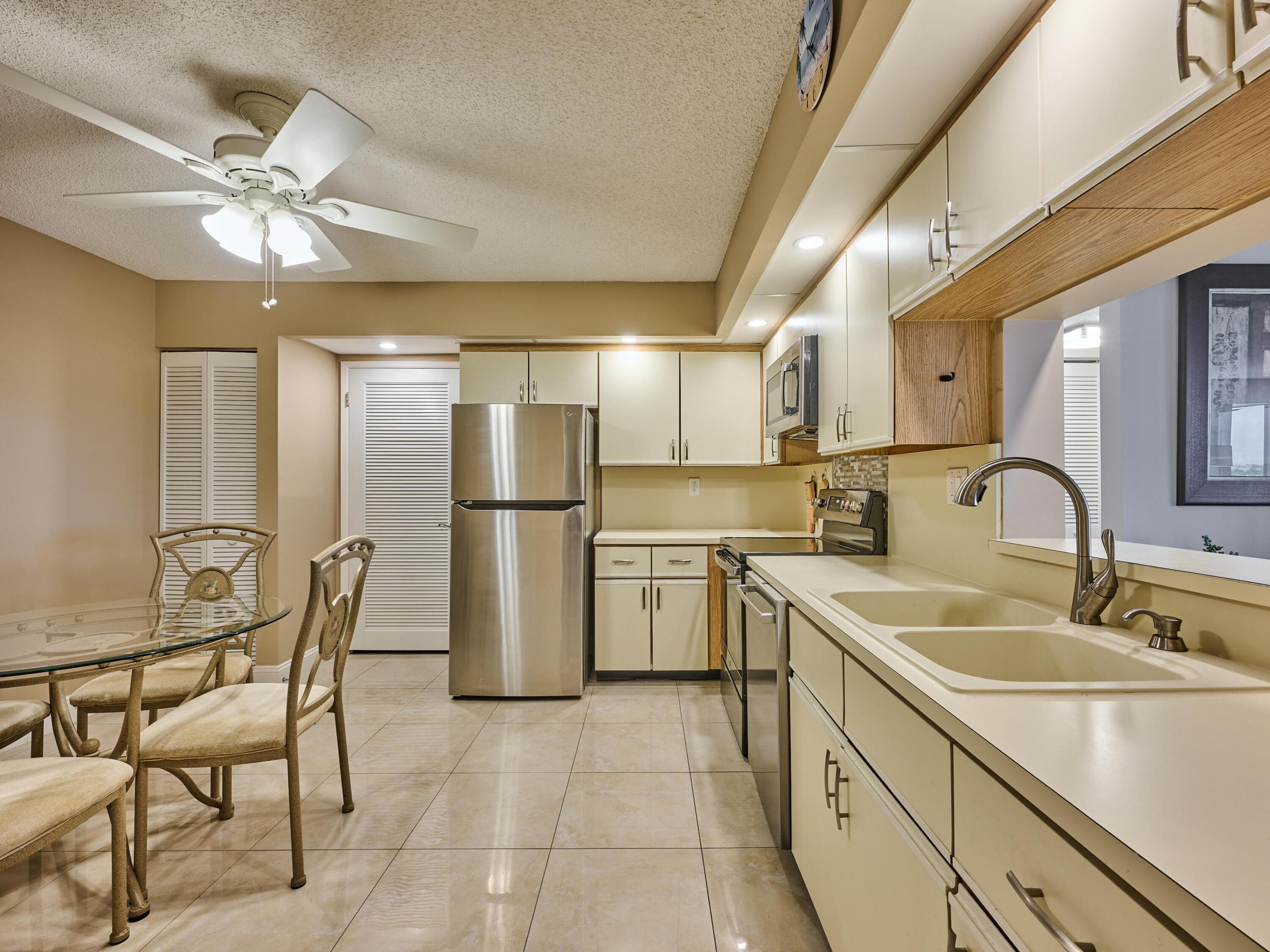 CORONADO AT HIGHLAND BEACH CONDO - Residential Lease