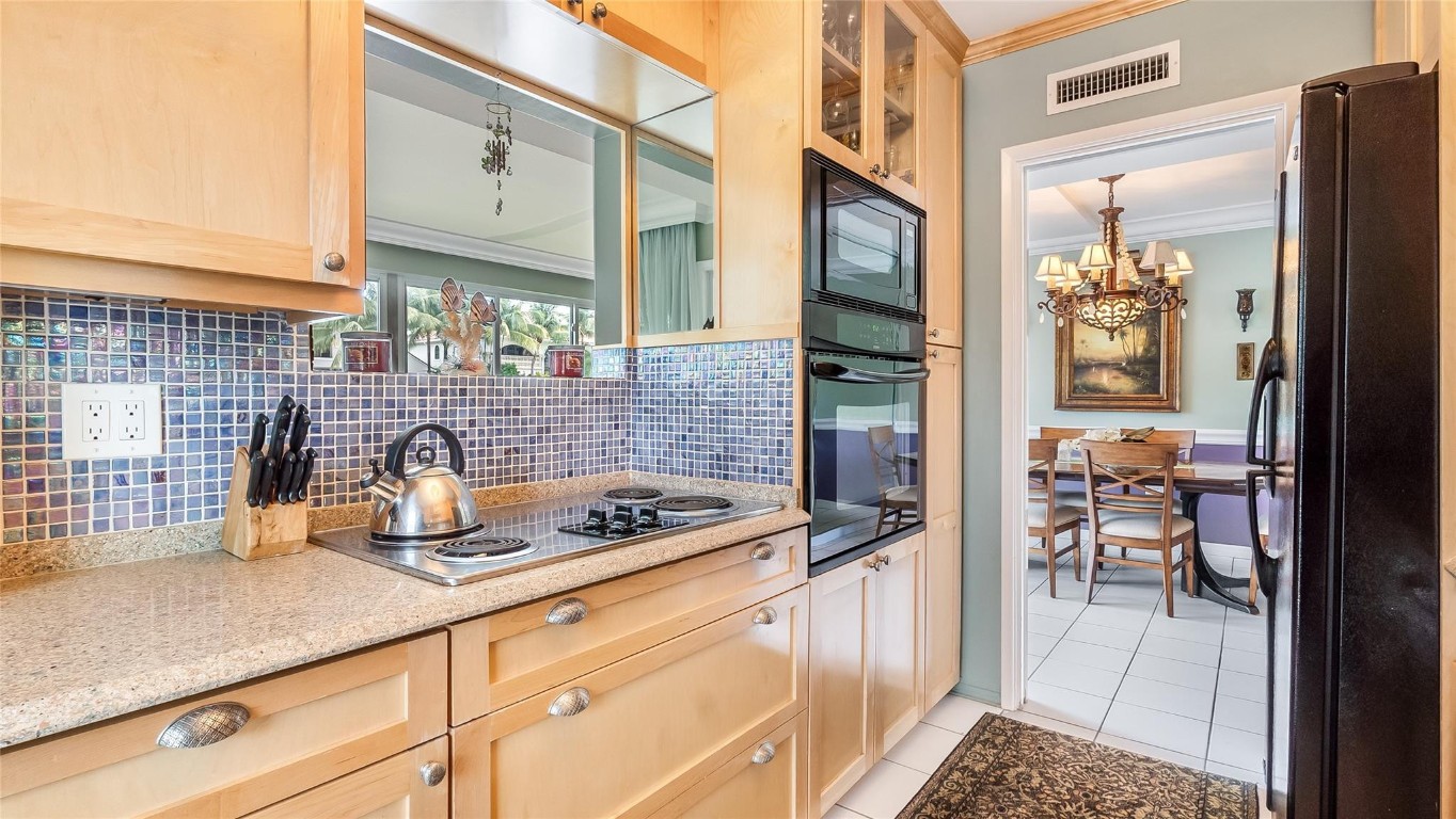 180 Isle Of Venice Drive 127