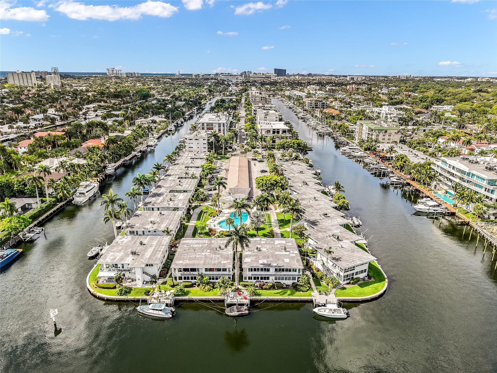 180 Isle Of Venice Dr 127