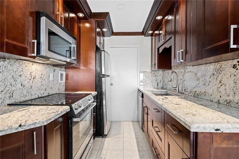 Victoria Park Tower Condo - Residential Lease