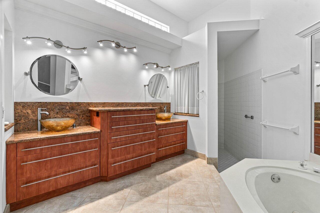 BALLENISLES - Residential