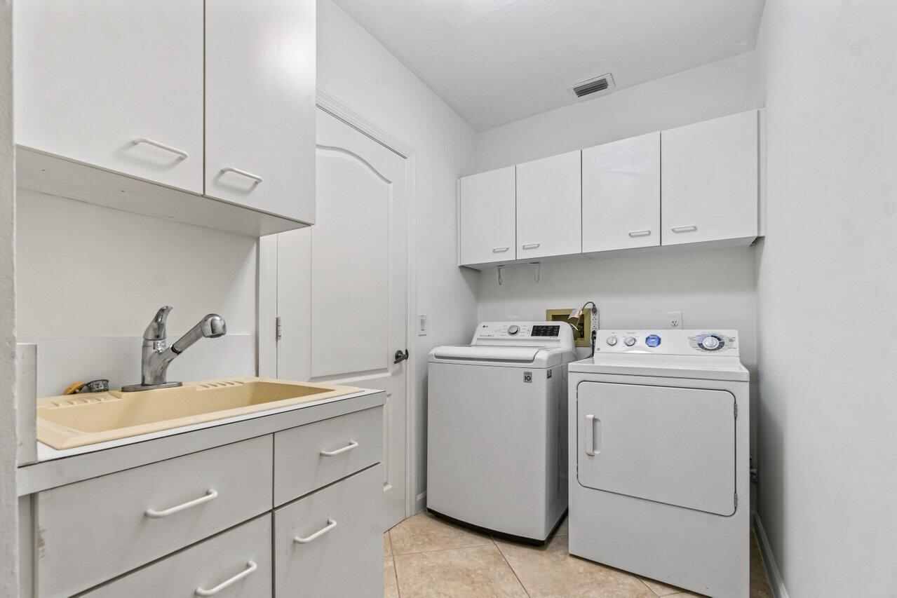 BALLENISLES - Residential