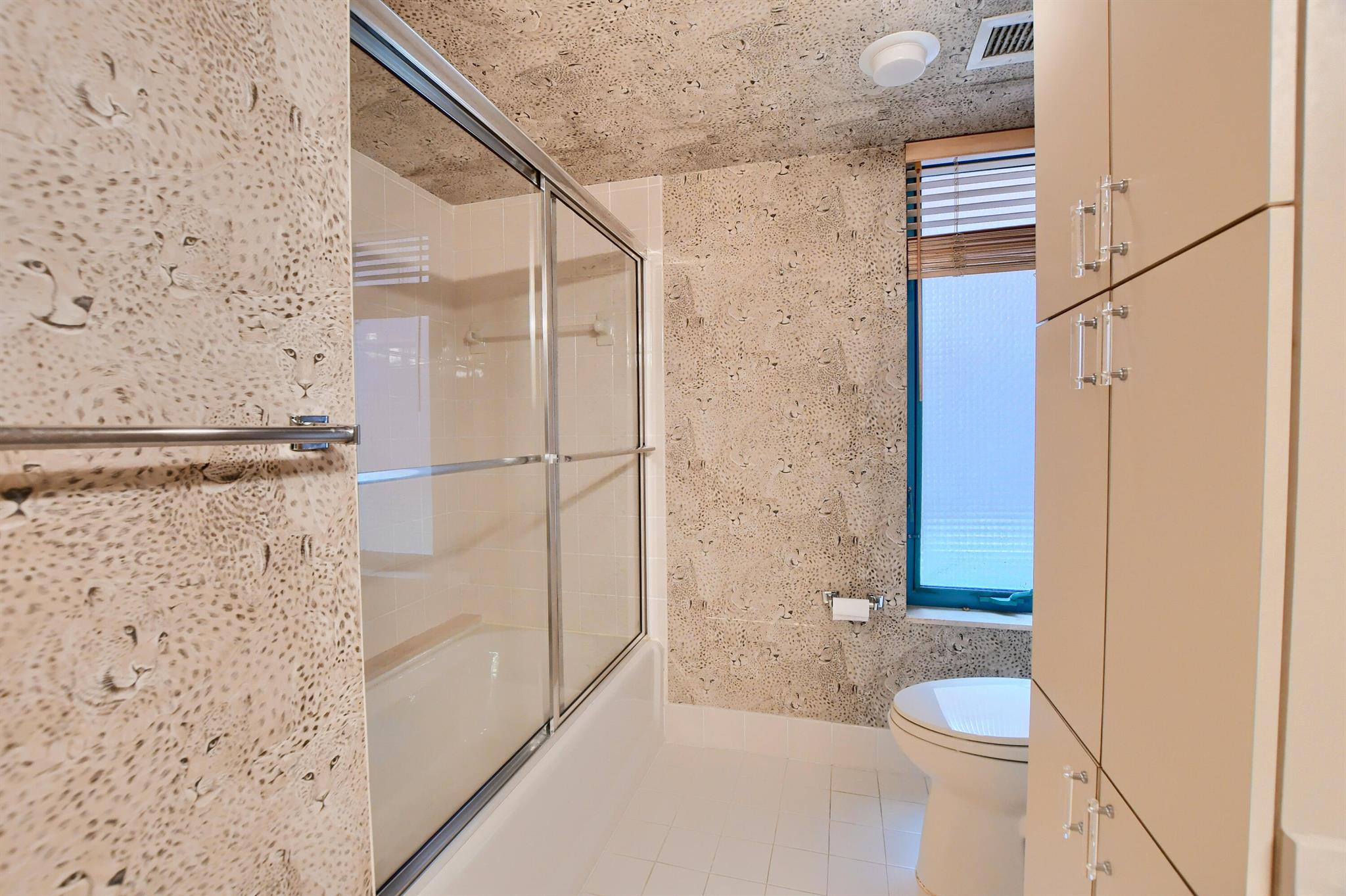 MIZNER COURT CONDO - Residential