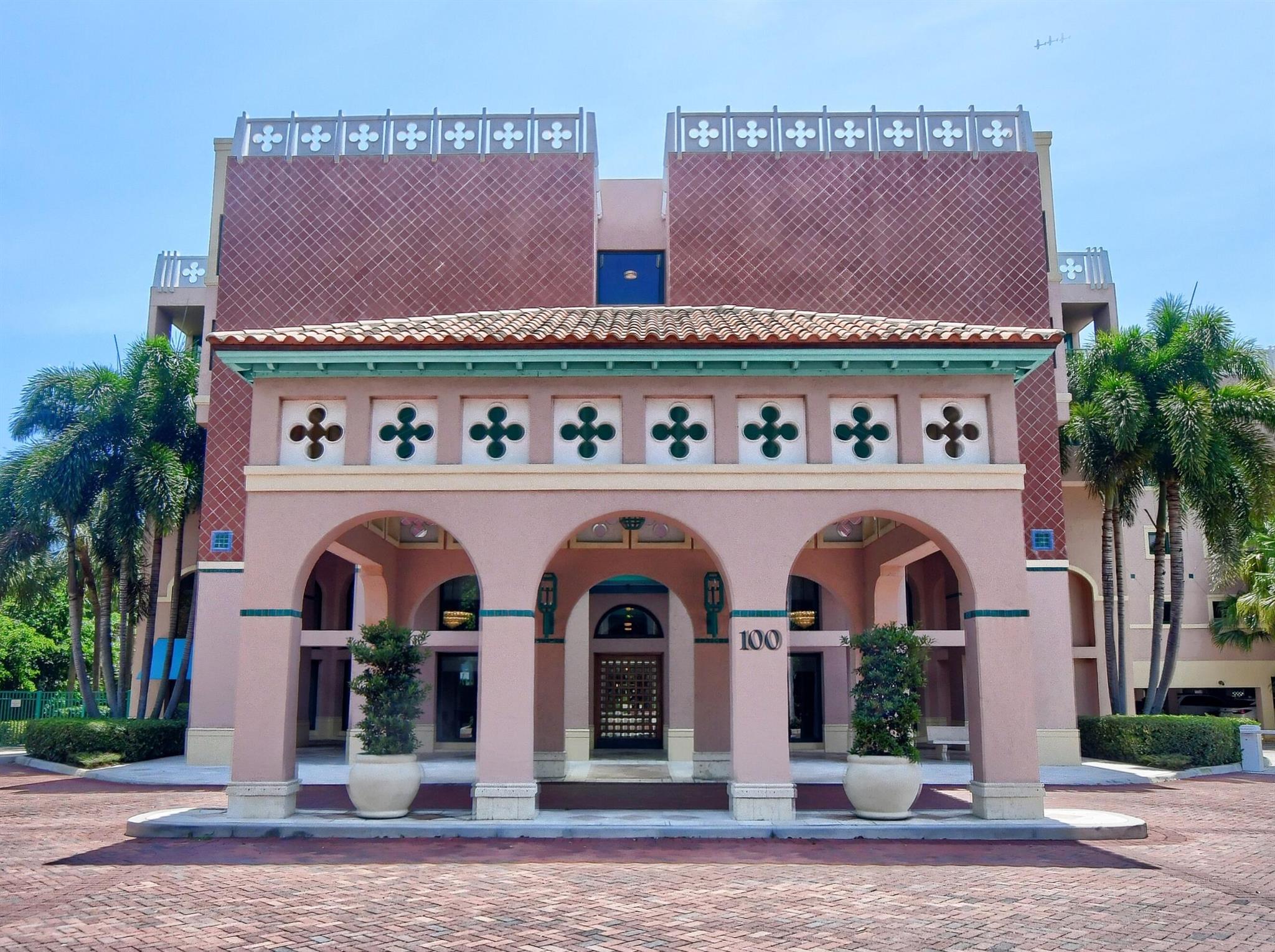 MIZNER COURT CONDO - Residential