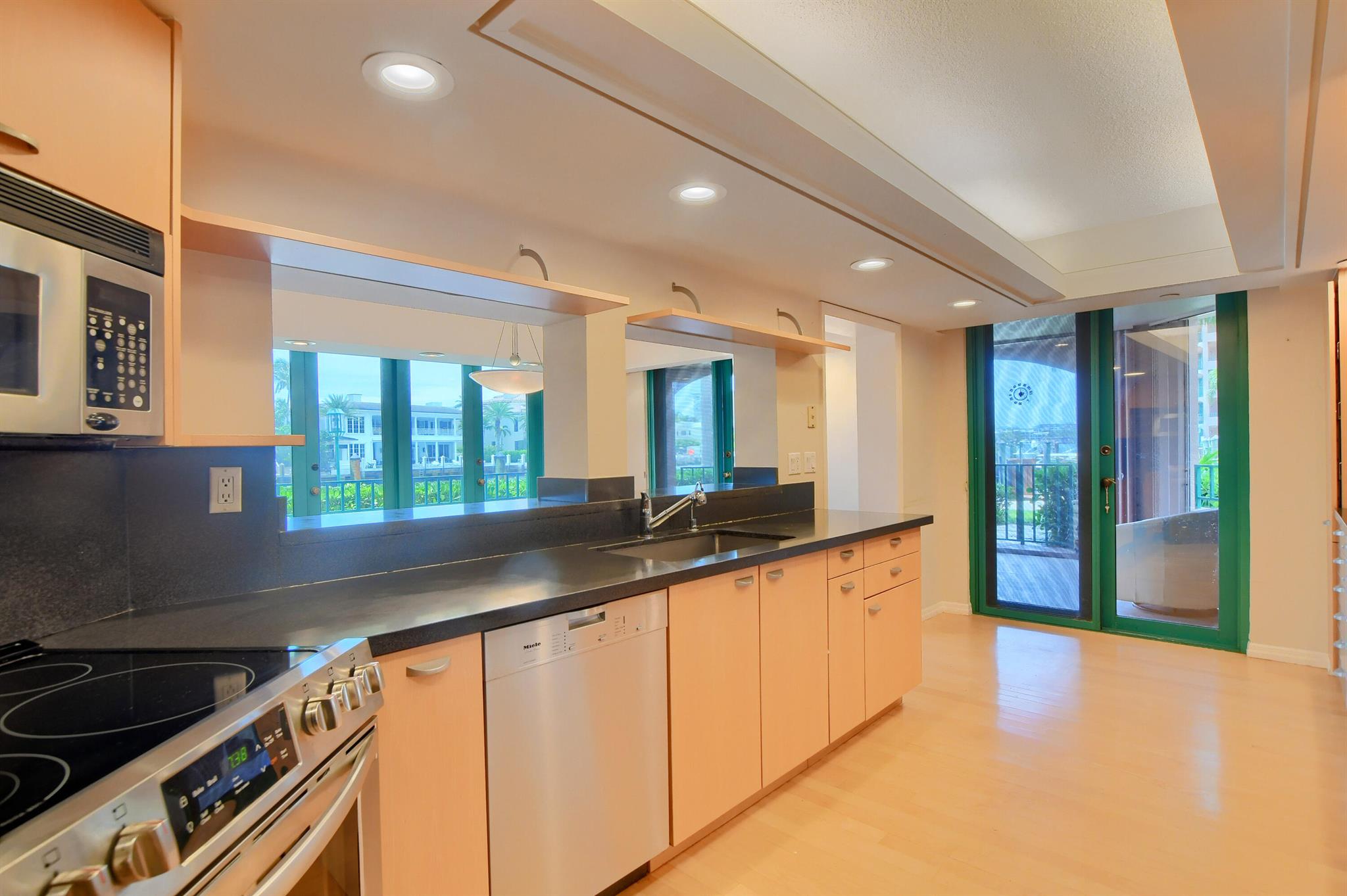 MIZNER COURT CONDO - Residential