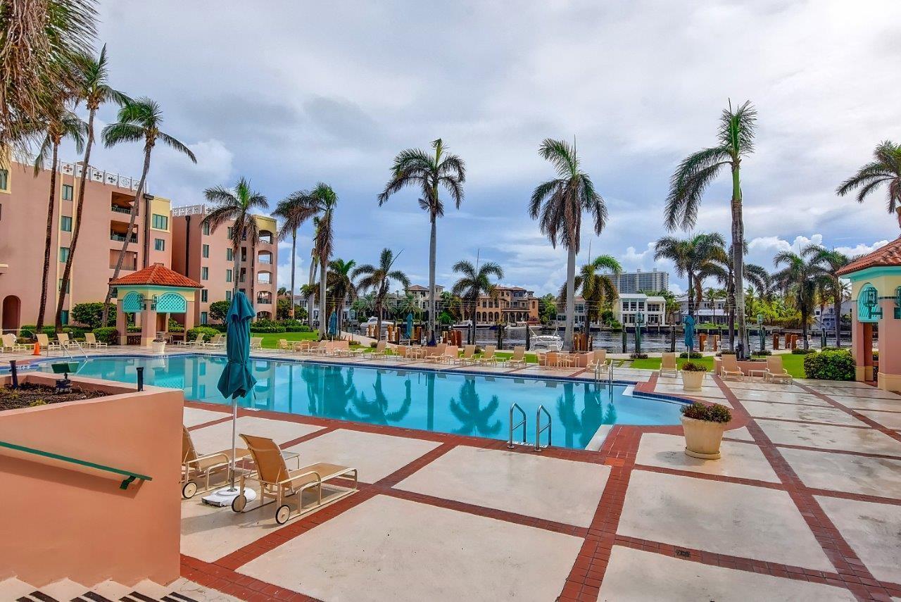 MIZNER COURT CONDO - Residential