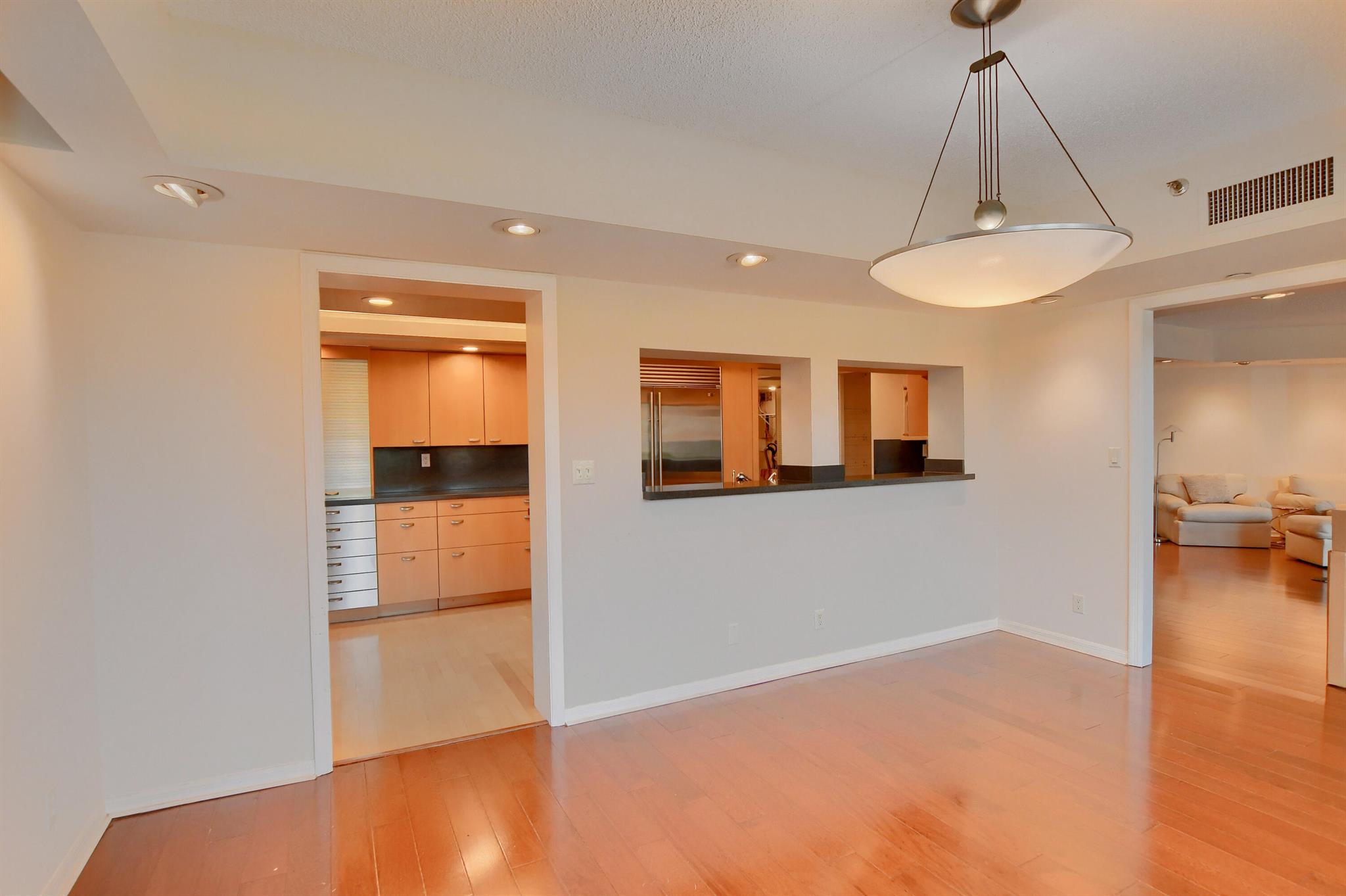 MIZNER COURT CONDO - Residential