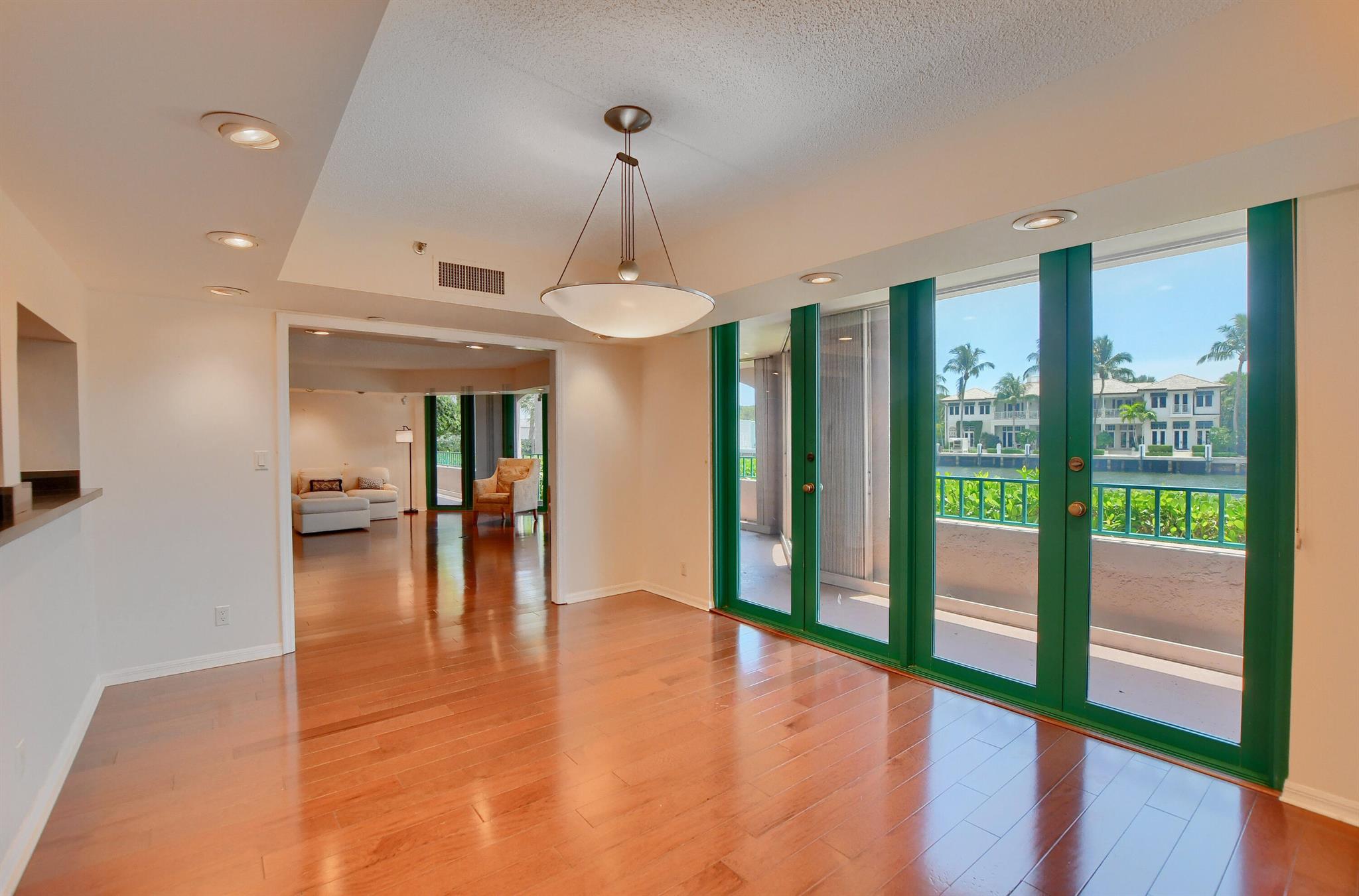 MIZNER COURT CONDO - Residential
