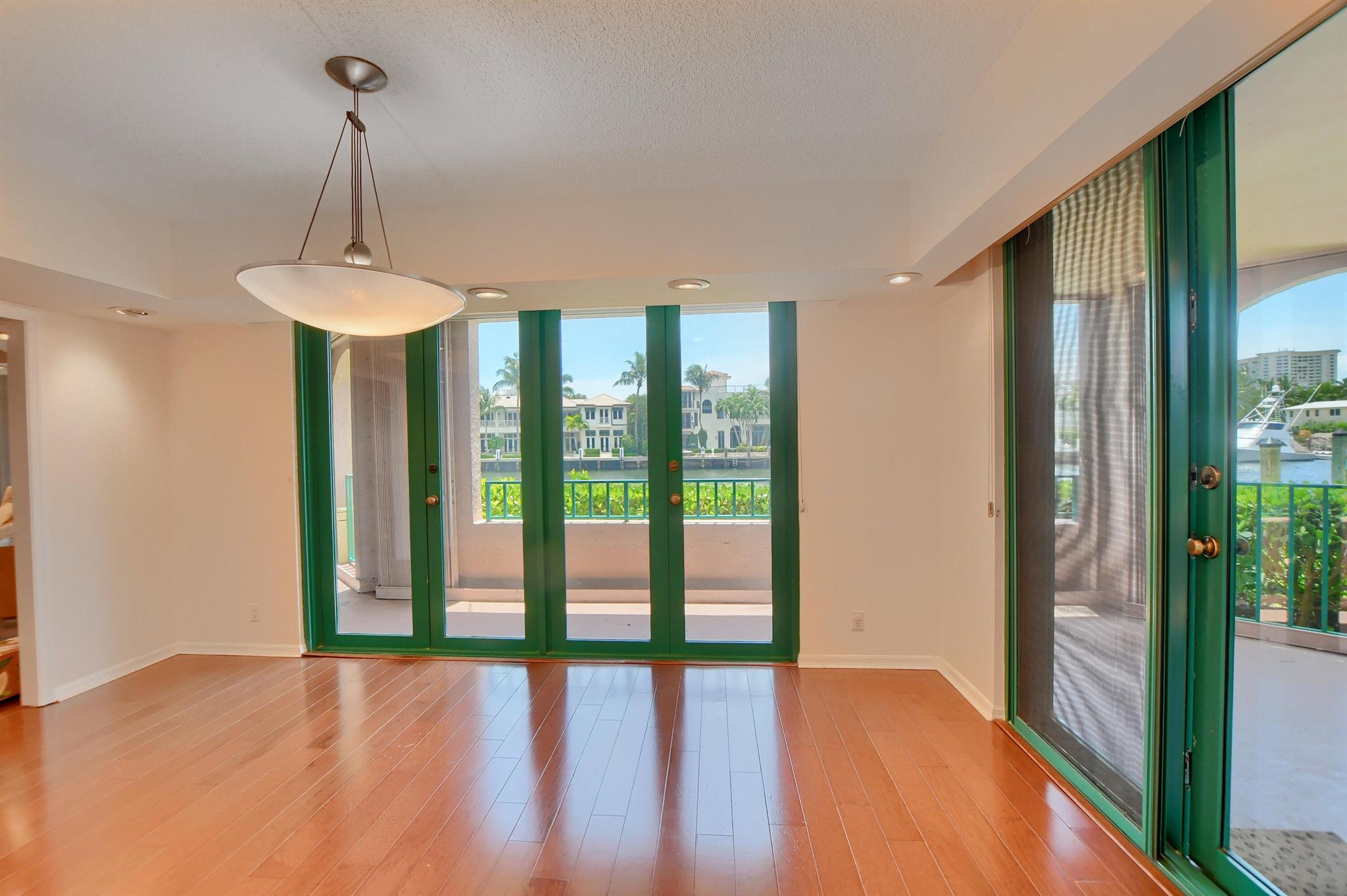 MIZNER COURT CONDO - Residential