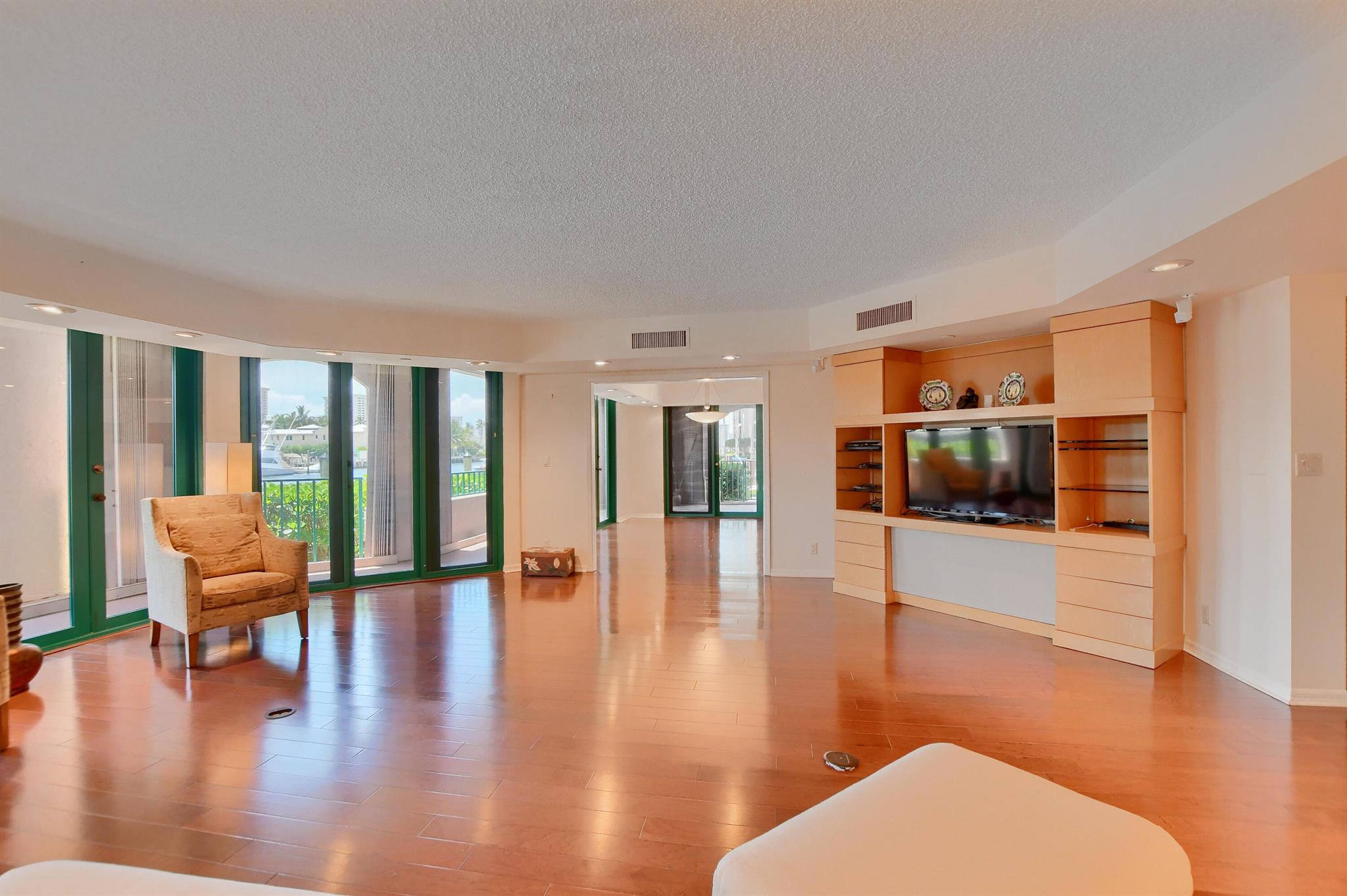 MIZNER COURT CONDO - Residential