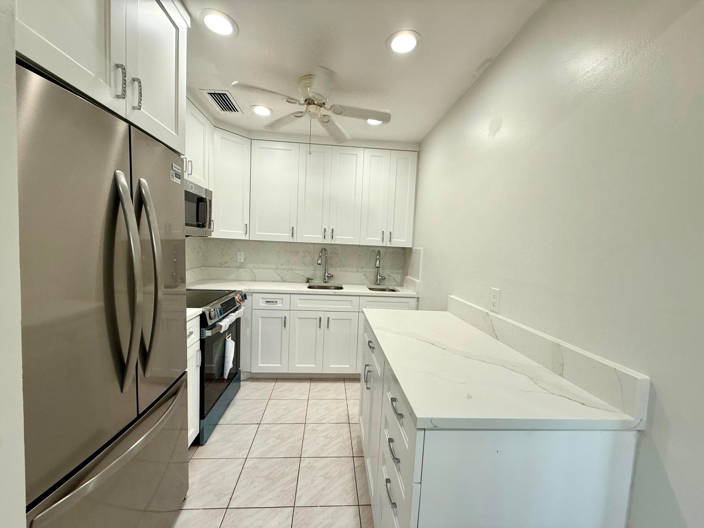 HASTINGS CONDOS - Residential