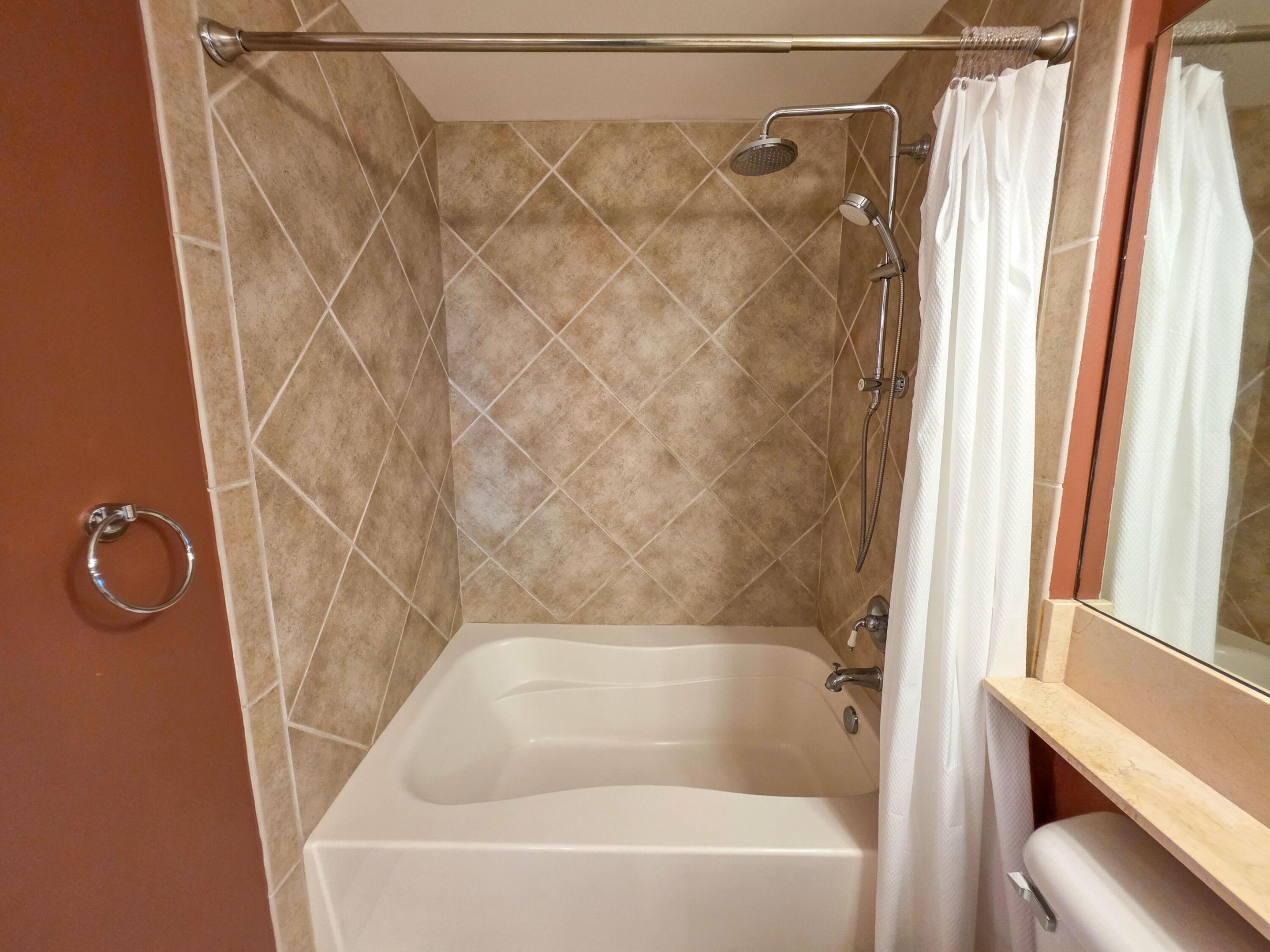 MOORINGS AT LANTANA CONDO 3 - Residential Lease