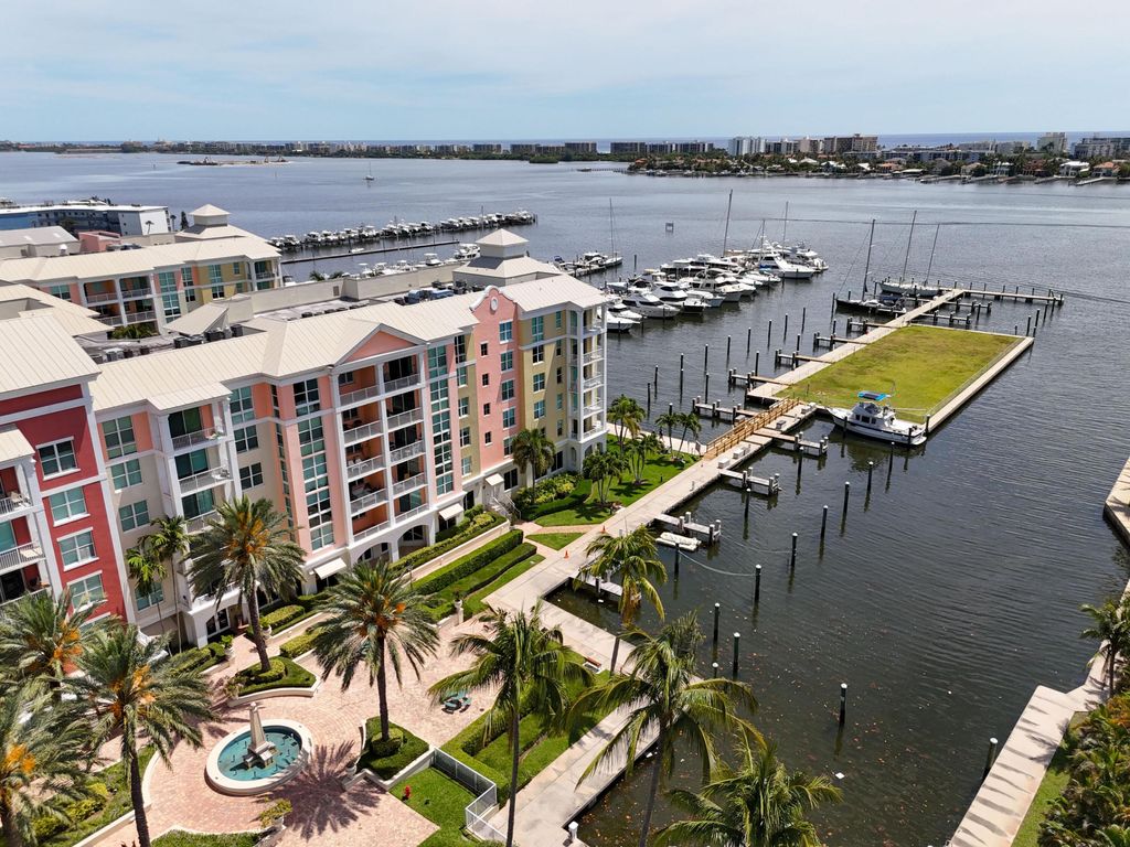 Photo of 806 E Windward Way #323, Lantana, FL 33462 (MLS # B26028695)
