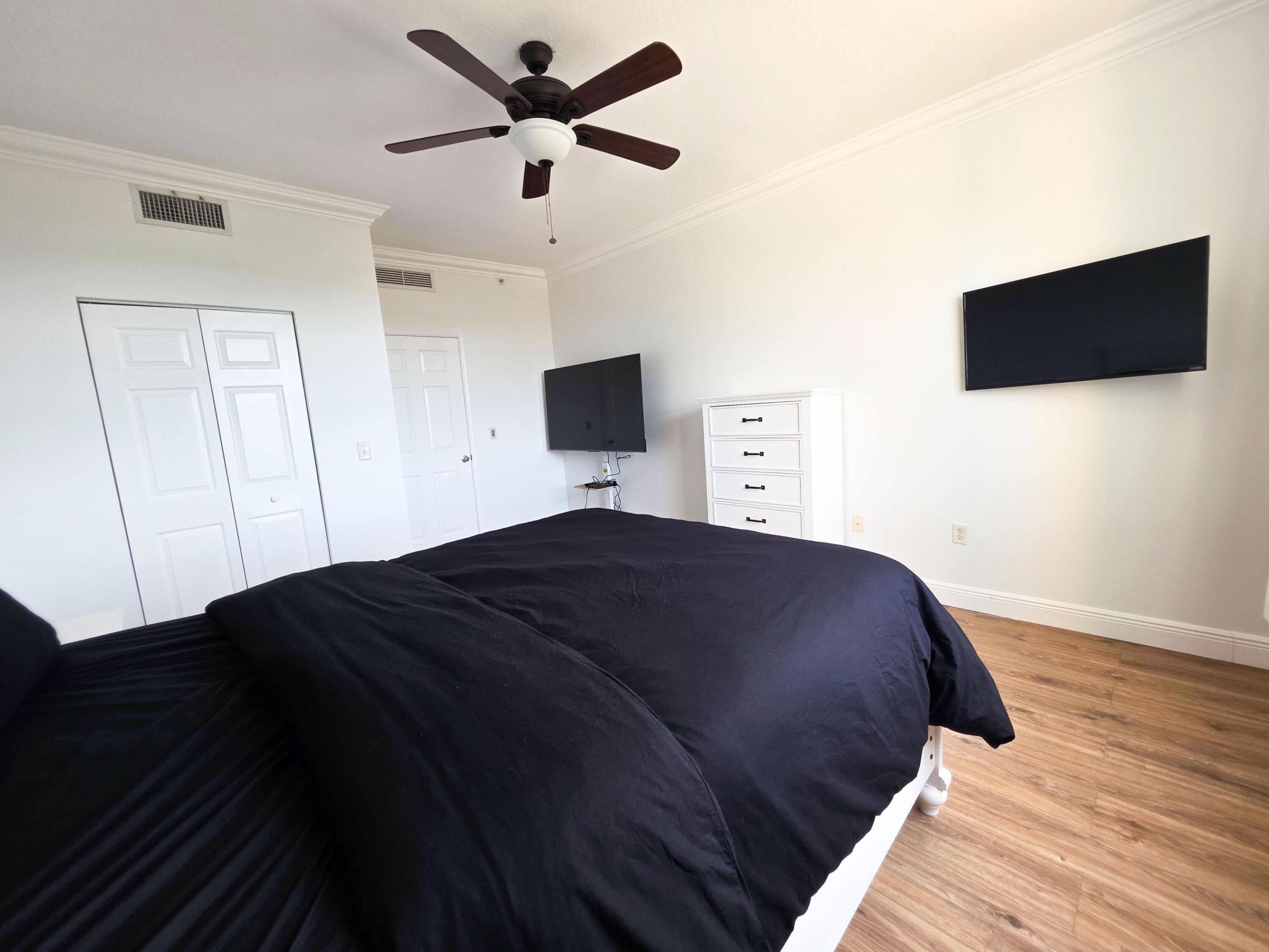 MOORINGS AT LANTANA CONDO 3 - Residential Lease