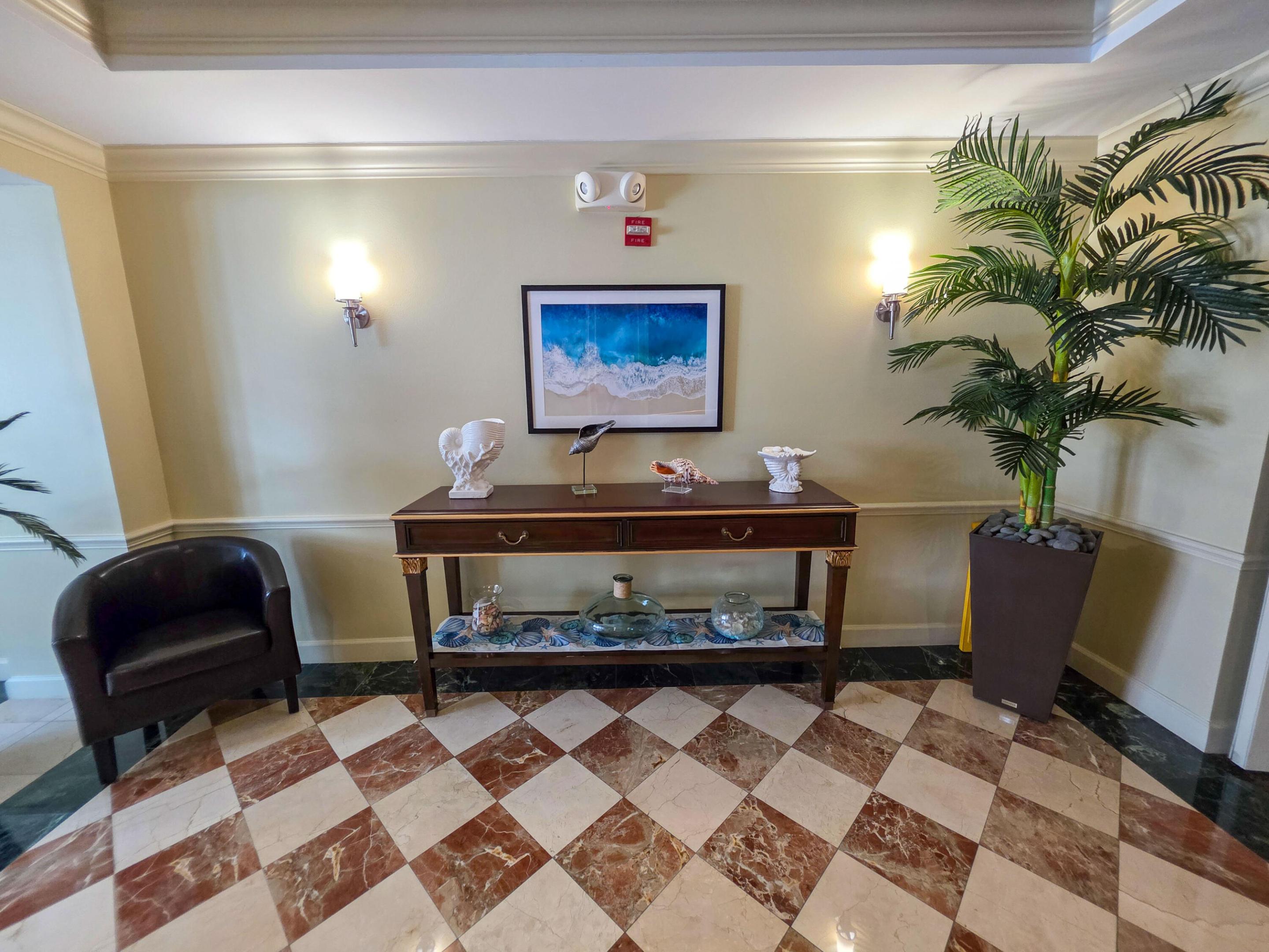 MOORINGS AT LANTANA CONDO 3 - Residential Lease