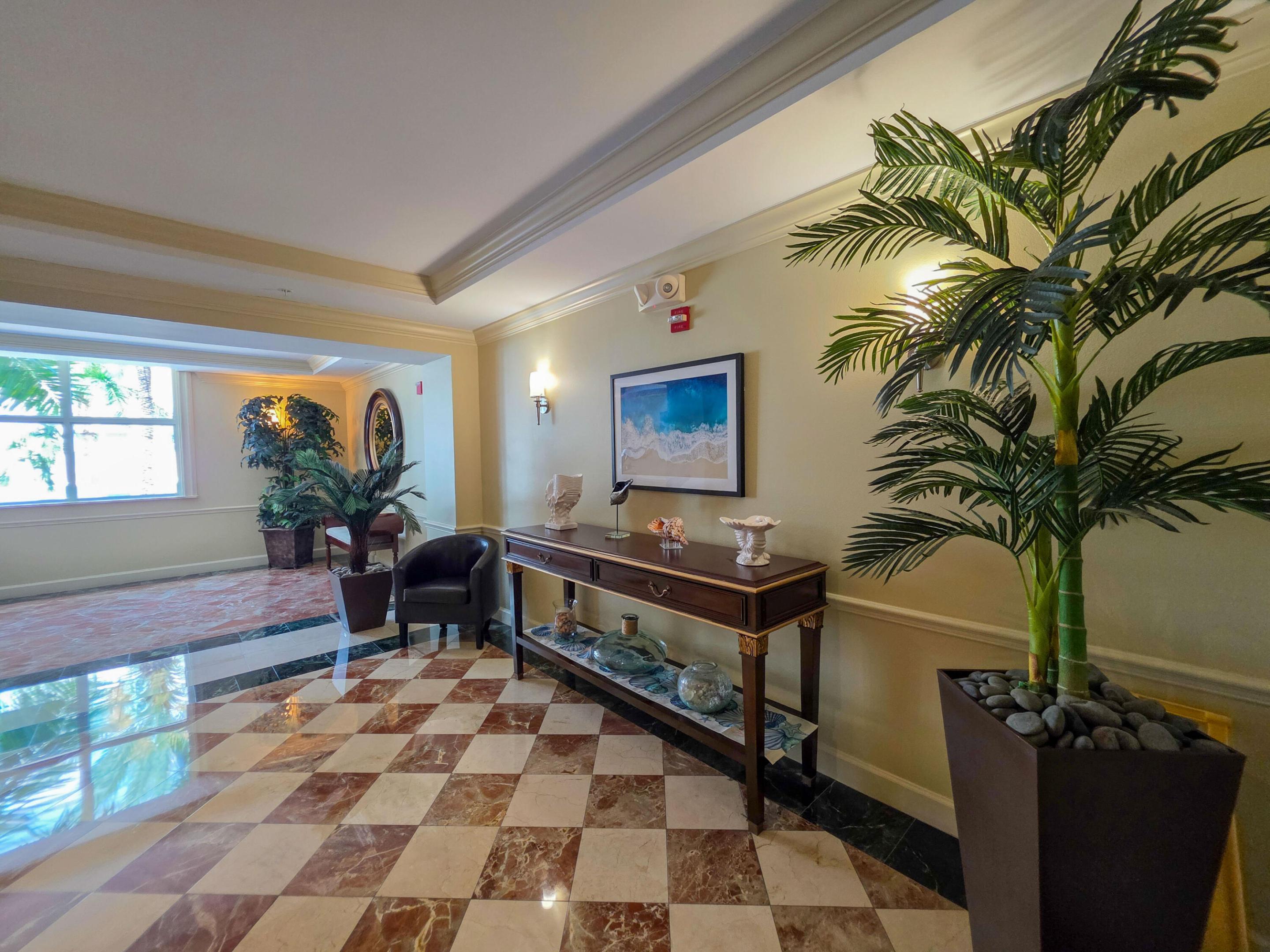 MOORINGS AT LANTANA CONDO 3 - Residential Lease