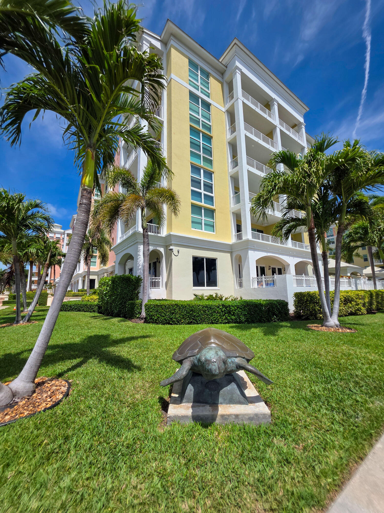 MOORINGS AT LANTANA CONDO 3 - Residential Lease