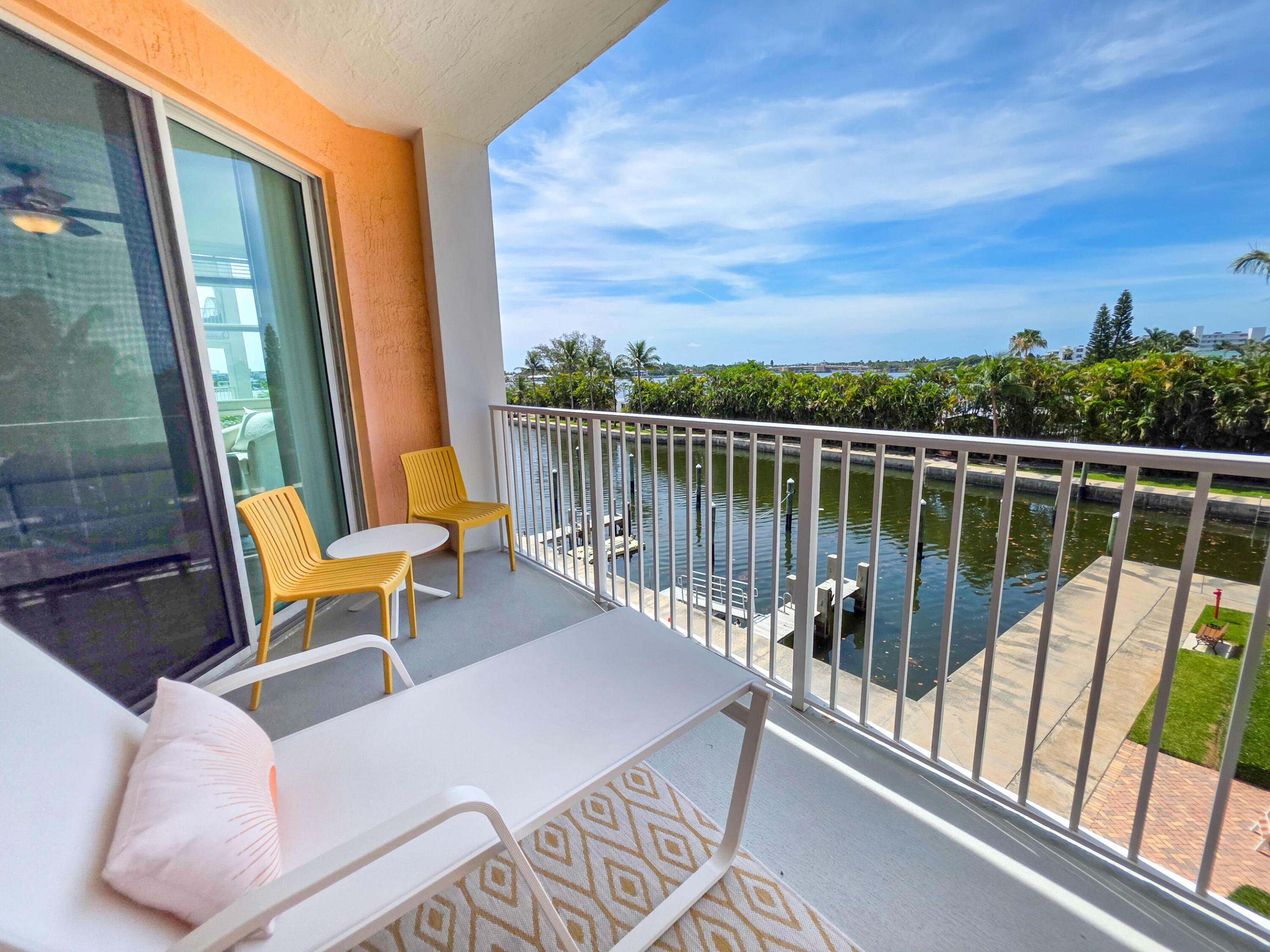 MOORINGS AT LANTANA CONDO 3 - Residential Lease
