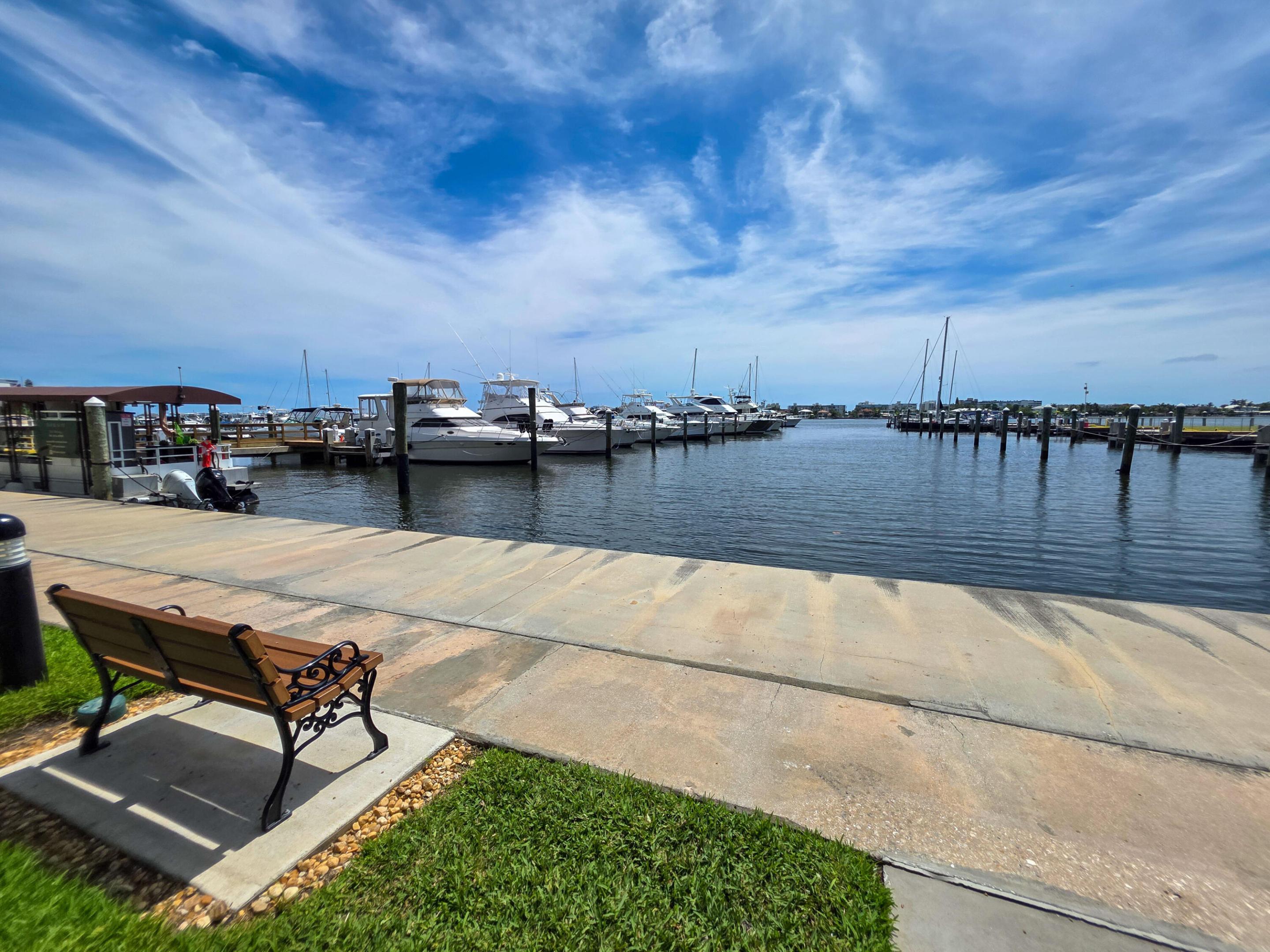 MOORINGS AT LANTANA CONDO 3 - Residential Lease