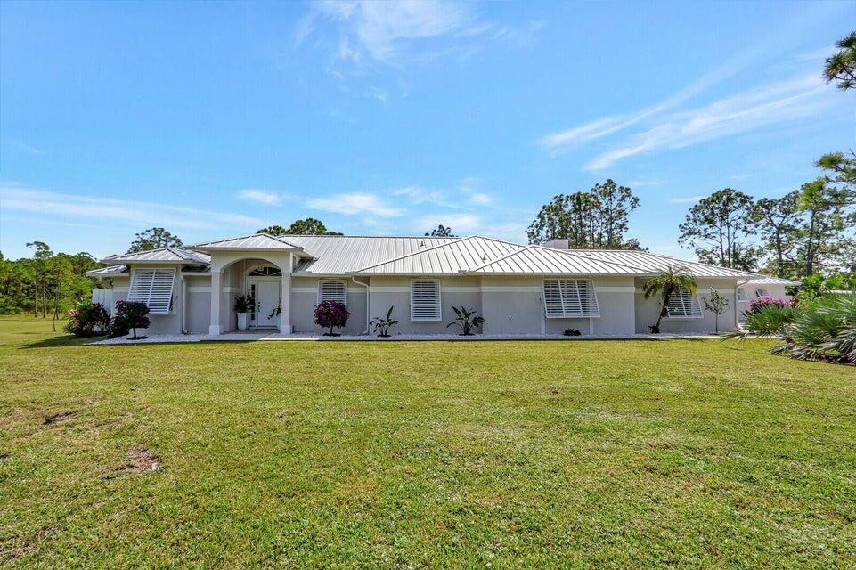 2705 SE Ranch Acres Circle