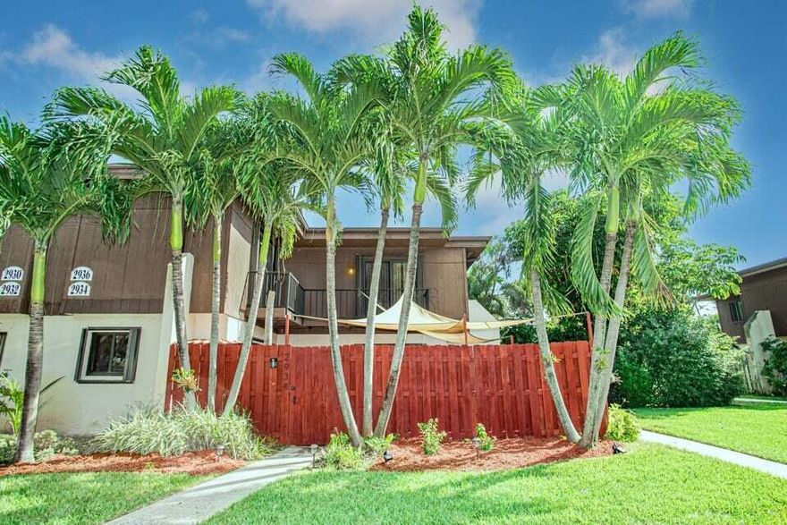 Lovely 2 bed / 1.5 bath courtyard style townhome centrally located at Kirkwood Townhomes in Lake Worth. This great home features contemporary updates to kitchen with craftsman style cabinetry, stainless steel appliances, trey ceiling with recessed lighting, ample counter space and separate dining area. Neutral color palette throughout, tile flooring, all impact rated windows & doors and newer A/C unit (2 years old). Large courtyard patio providing the perfect space to grill, entertain or just enjoy the privacy of your own outdoor space. This residence is located within a full amenity community with LOW HOA FEES inclusive of lawn care, community pool and tennis courts for fun family recreation steps from your front door! Kirkwood Townhomes is conveniently located in close proximity to a wide array of retail shops, casual and fine dining restaurants, superb golf courses, Jim Bradon Equestrian Center, Greenacres Freedom Park, Okeeheelee Park, Pinehurst Mountain Bike Trail, Lake Lytal Family Aquatic Center, Mounts Botanical Garden, Palm Beach Zoo, Norton Museum of Art, Dreher Park, CityPlace and all that Downtown West Palm has to offer with easy access to major highways I-95, FL Turnpike and 10 minutes from Palm Beach International Airport. Schedule a showing today to see this unbelievable opportunity to own your ideal home!