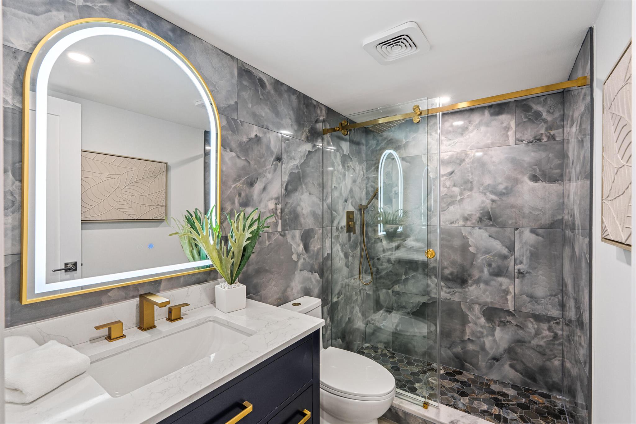 OCEANAGE CONDO - Residential