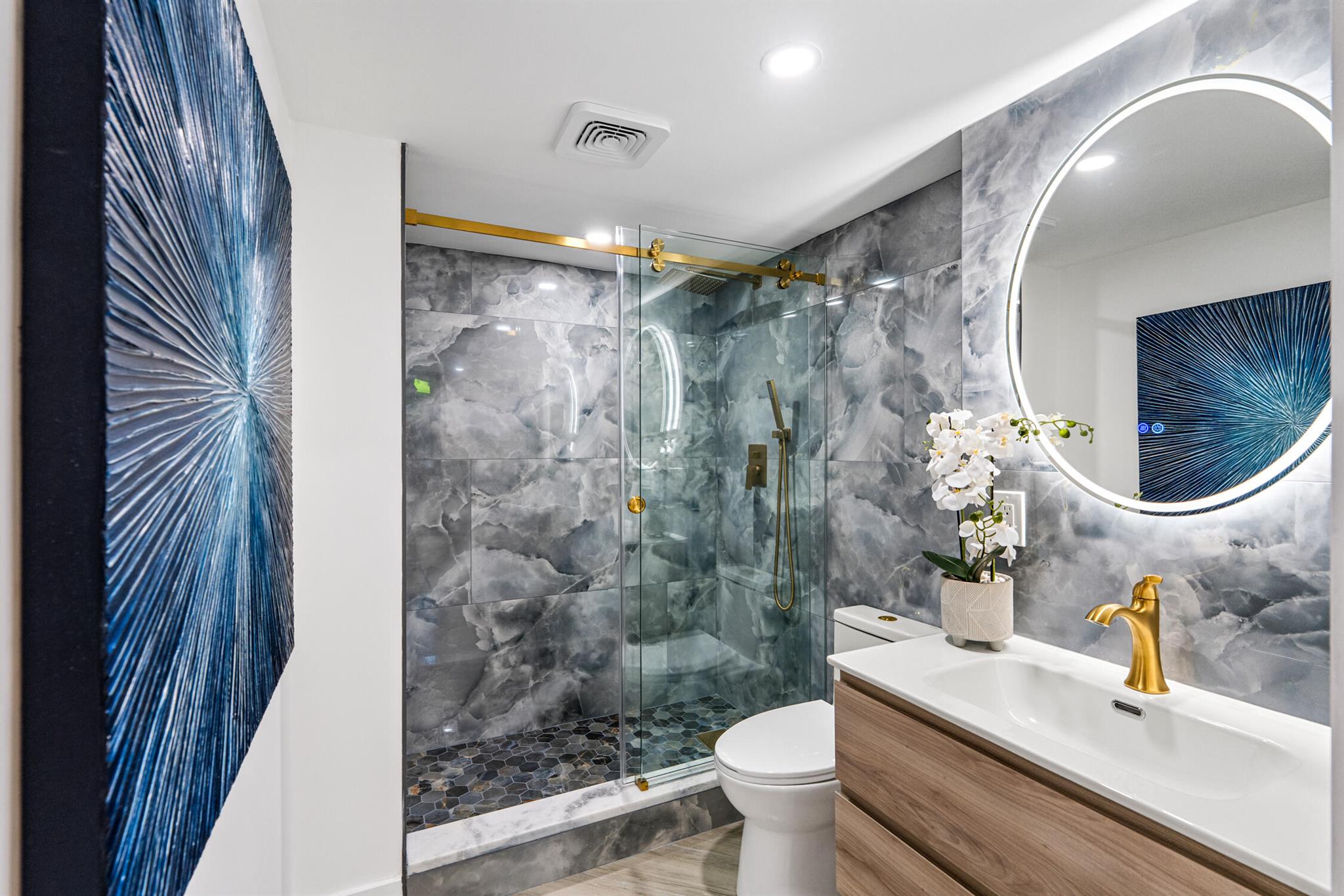 OCEANAGE CONDO - Residential