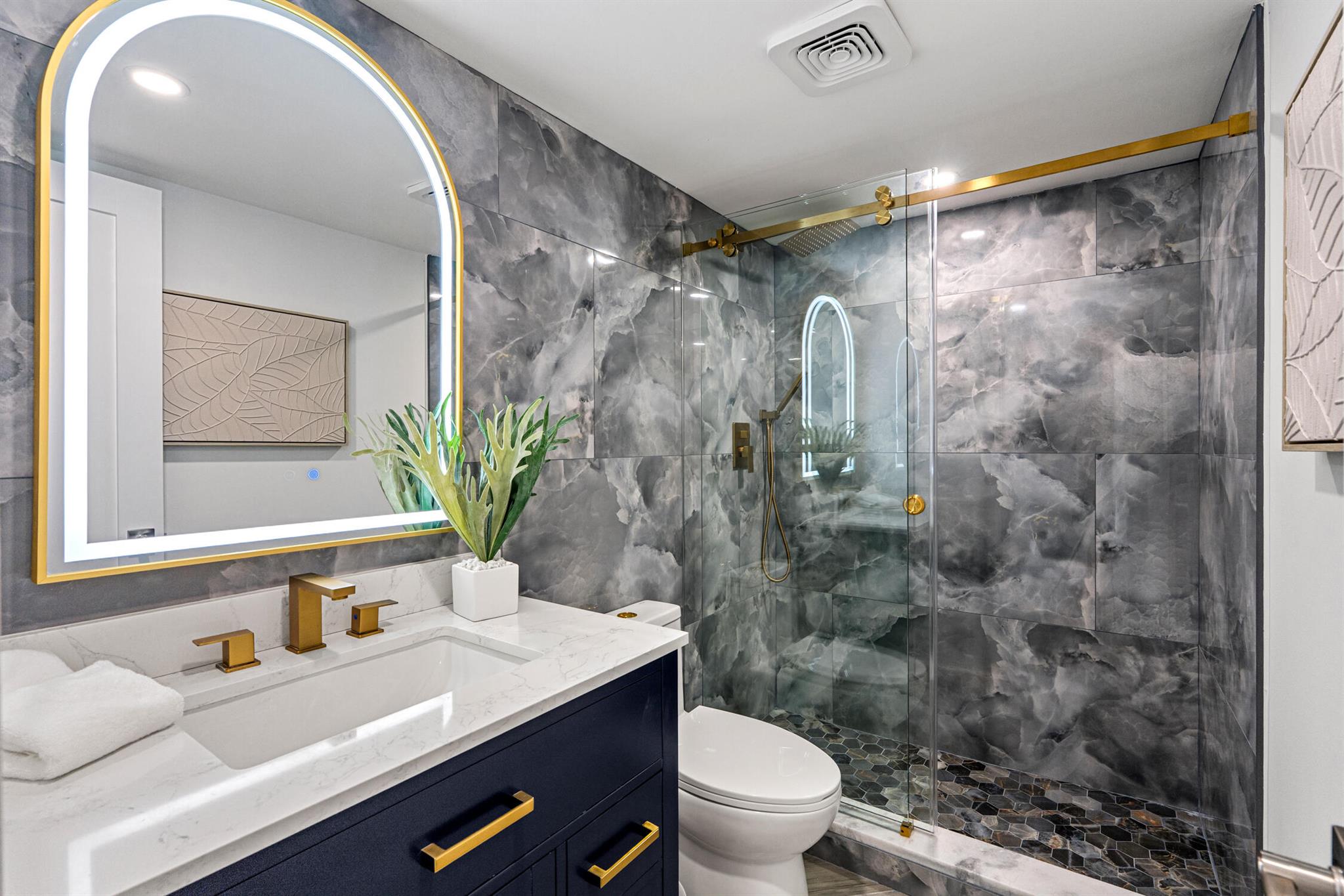 OCEANAGE CONDO - Residential