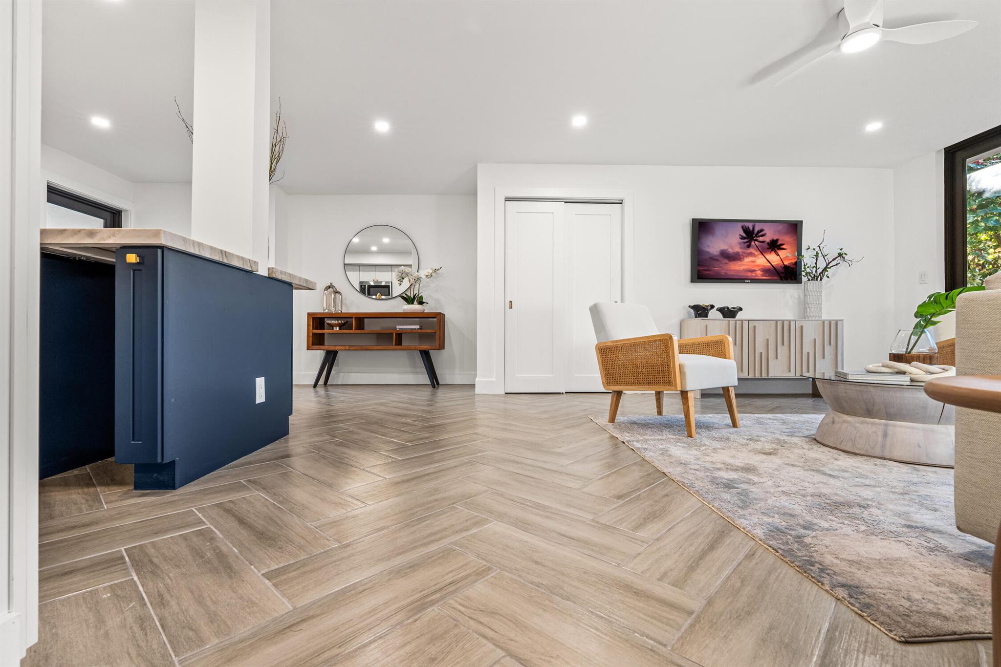 OCEANAGE CONDO - Residential