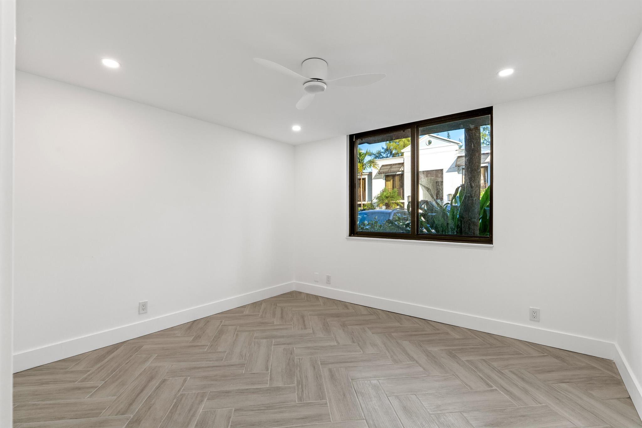 OCEANAGE CONDO - Residential