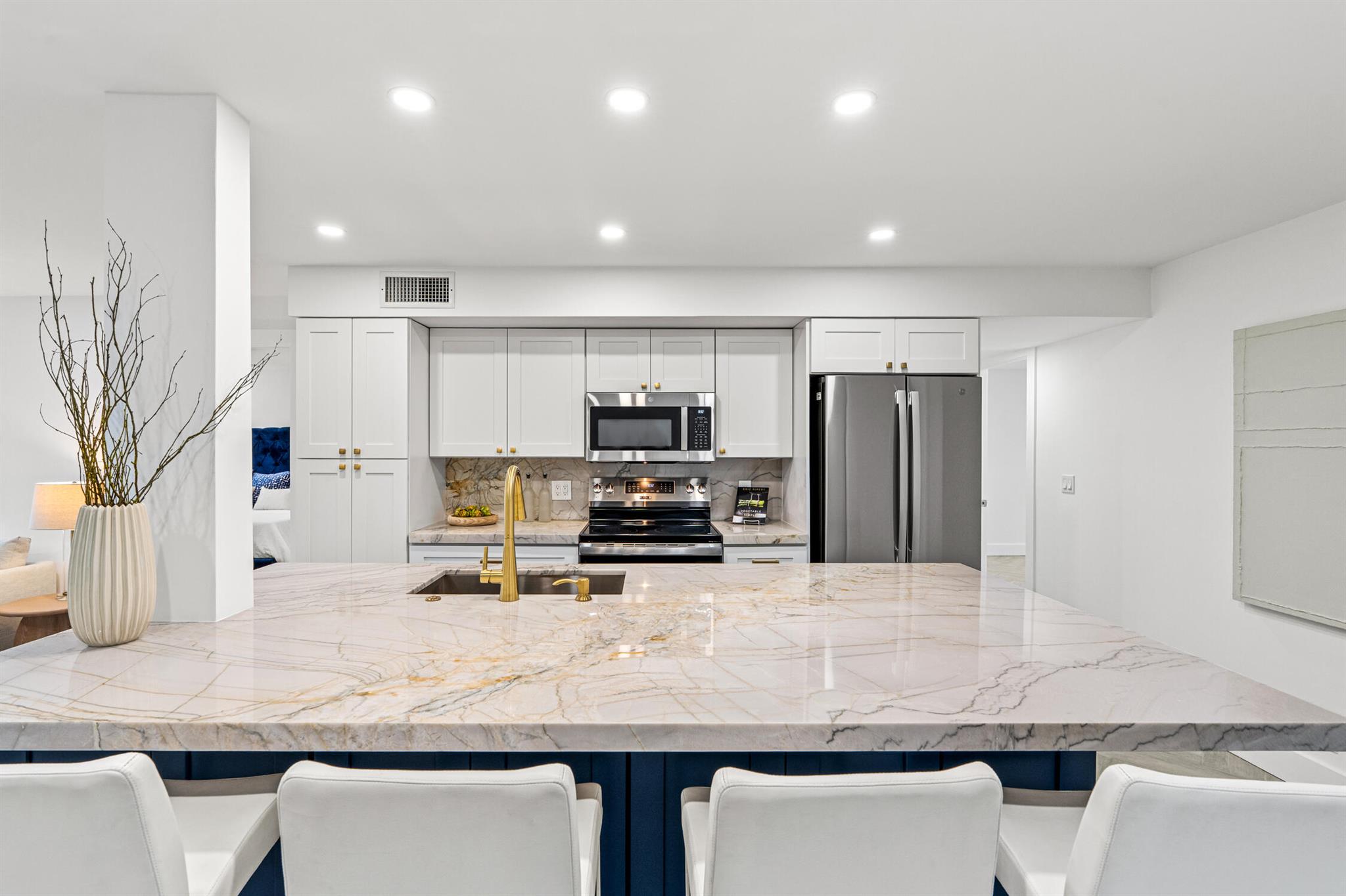 OCEANAGE CONDO - Residential