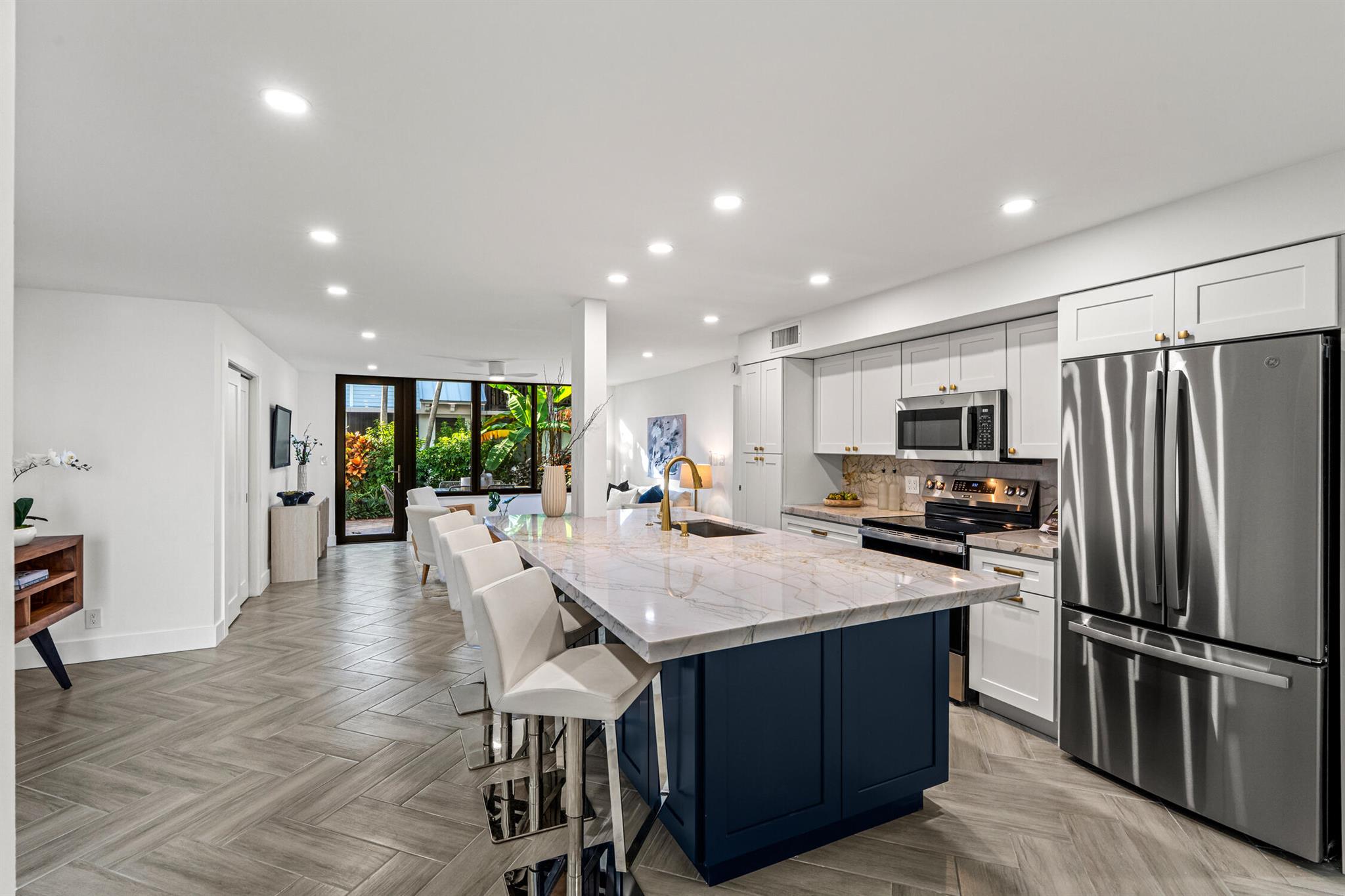 OCEANAGE CONDO - Residential