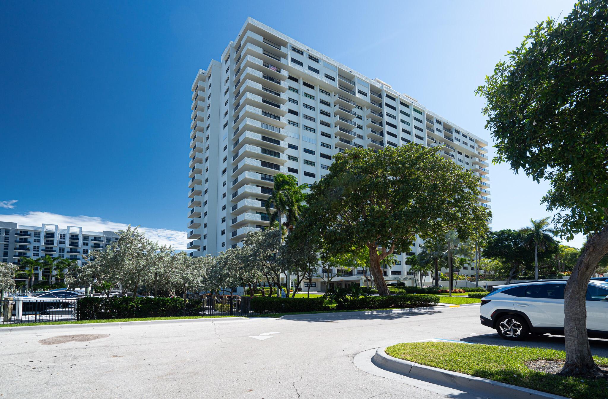 Lovely one bedroom, 1.5 bath unit in the prestigious Tower at Port Royale. The spacious living area opens to a southern facing balcony with partial Intracoastal and marina views, offering a tranquil setting perfect for relaxing or having your morning coffee. Washer and dryer in-unit! This gated building offers assigned garage parking, 24-hour security and a variety of amenities, including a heated pool, tennis courts, gym, library, billiard room, and BBQ area. Come and see for yourself!