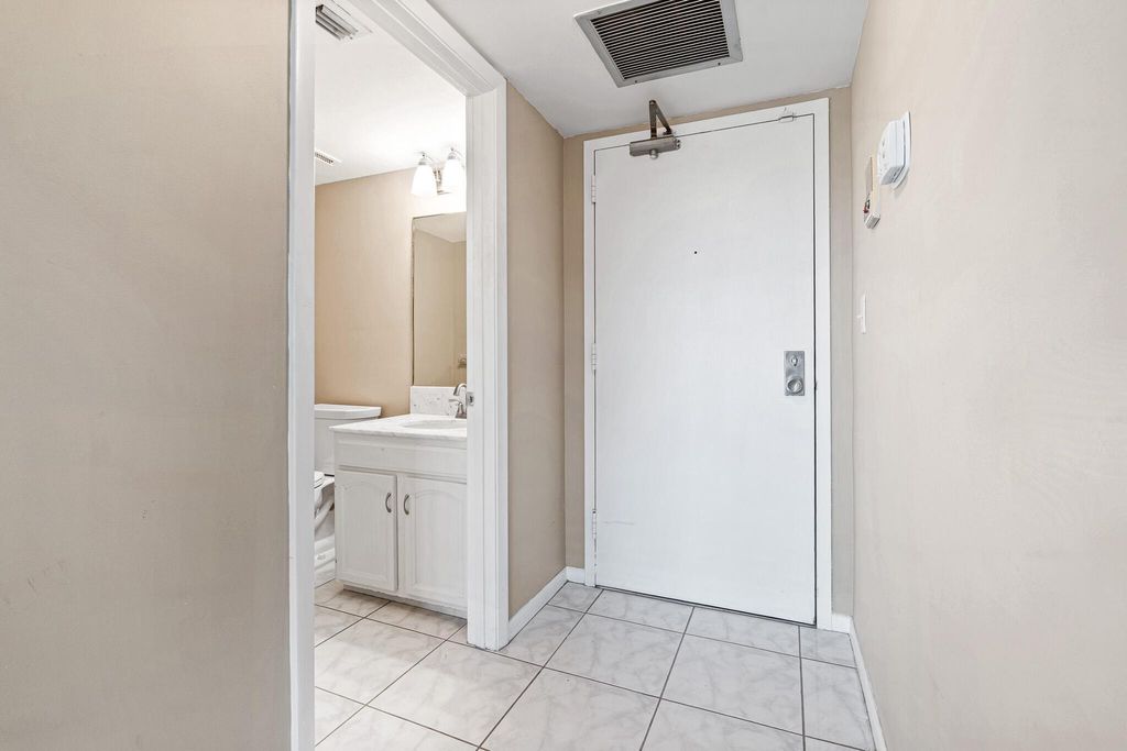 Photo of 3200 Port Royale Drive N #604, Fort Lauderdale, FL 33308 (MLS # R11113121)