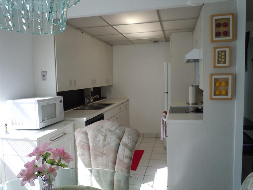 CENTURY VILLAGE EAST - Residential Lease