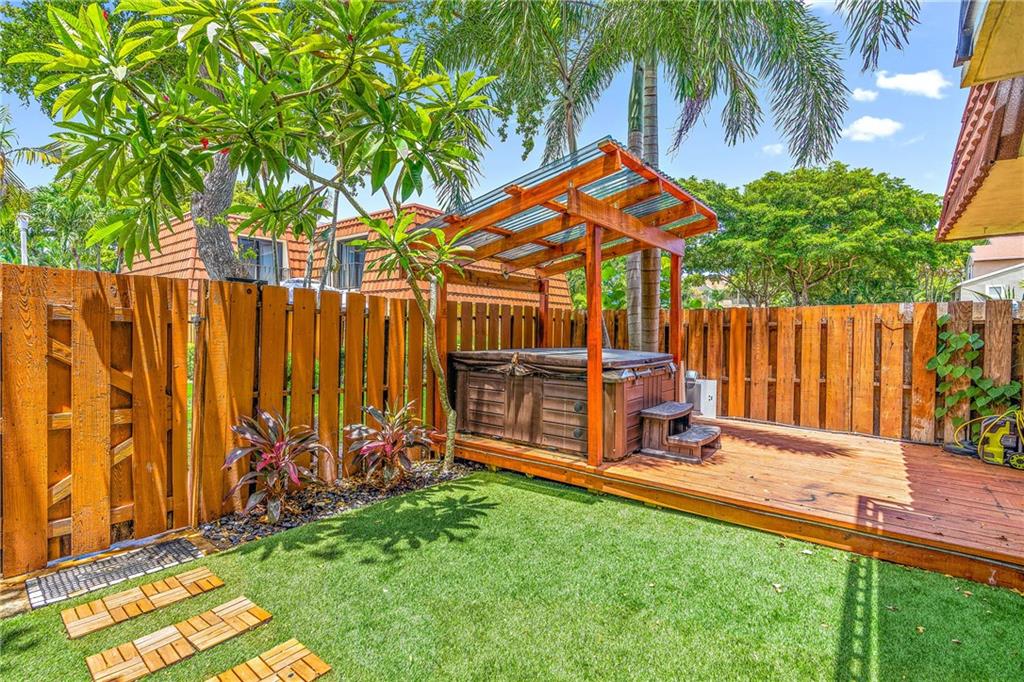 Spanish Wells - Residential