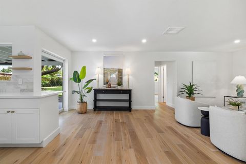 9733 Daffodil Circle S Palm Beach Gardens FL 33410