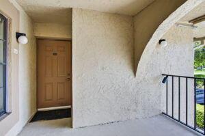 9521 Boca Cove Circle 508, Boca Raton, FL, 33428/$285,000 3 9521 Boca Cove Circle 508