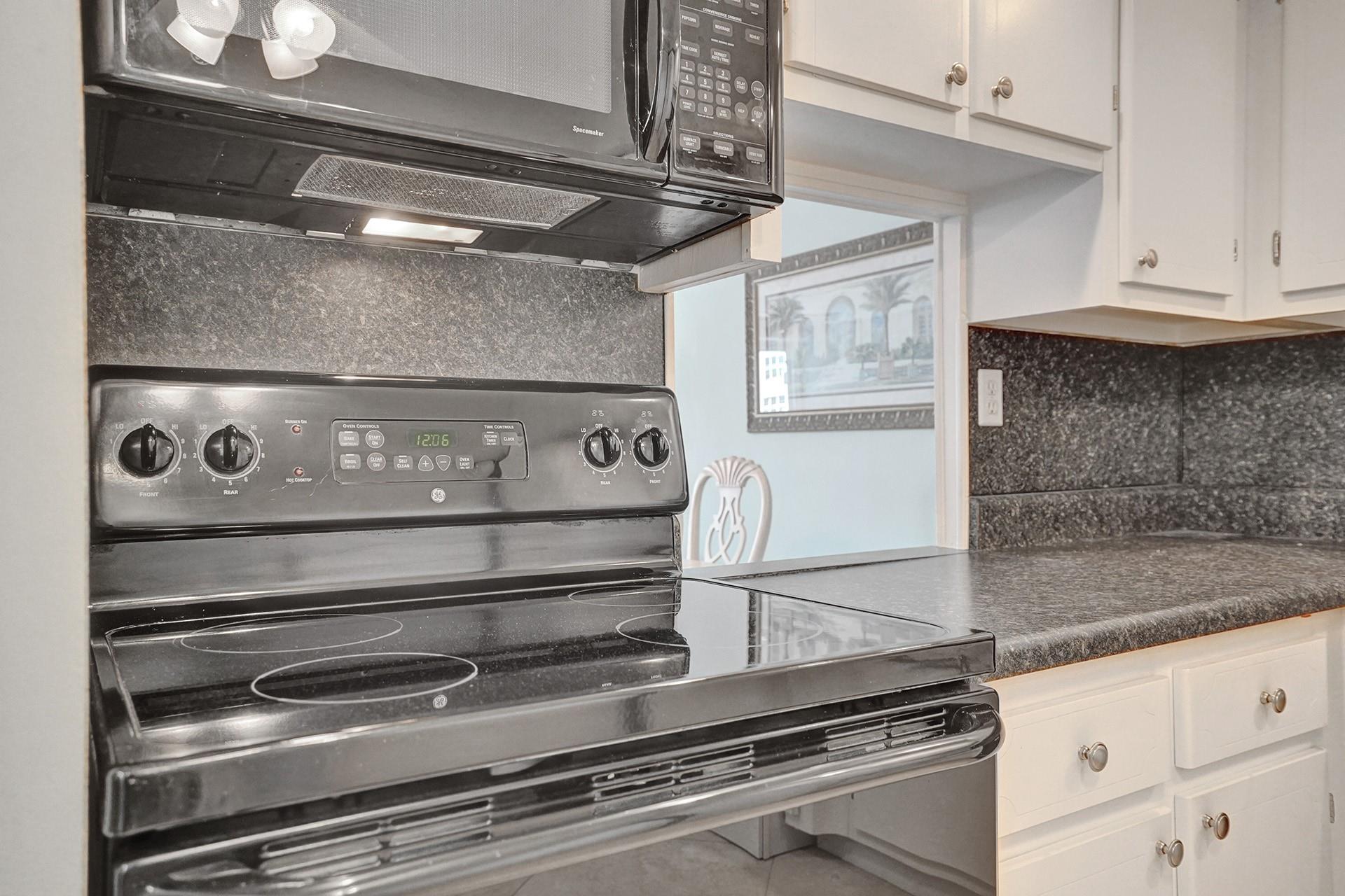 The Commodore - Residential Lease