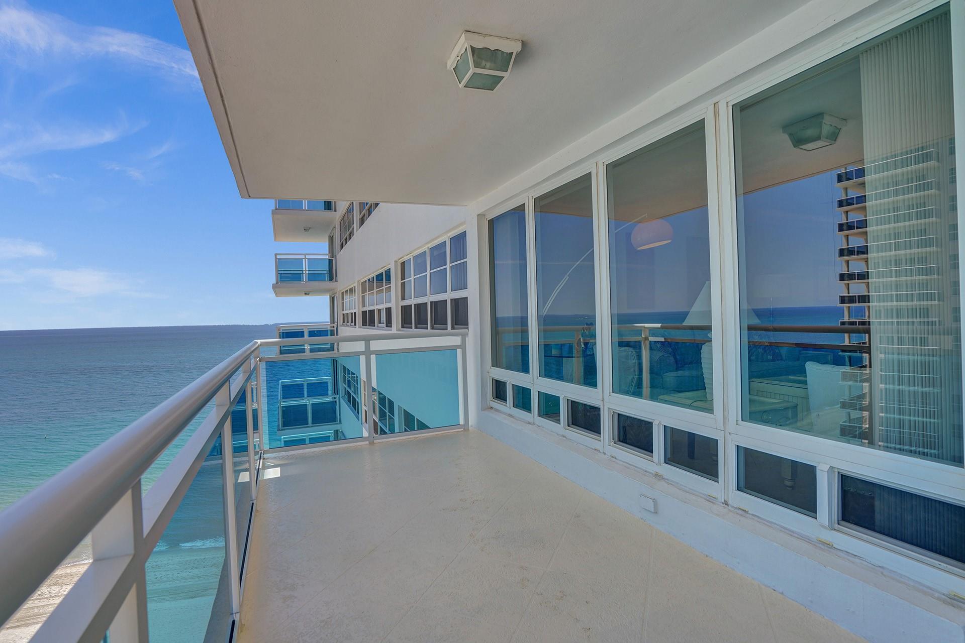 The Commodore - Residential Lease