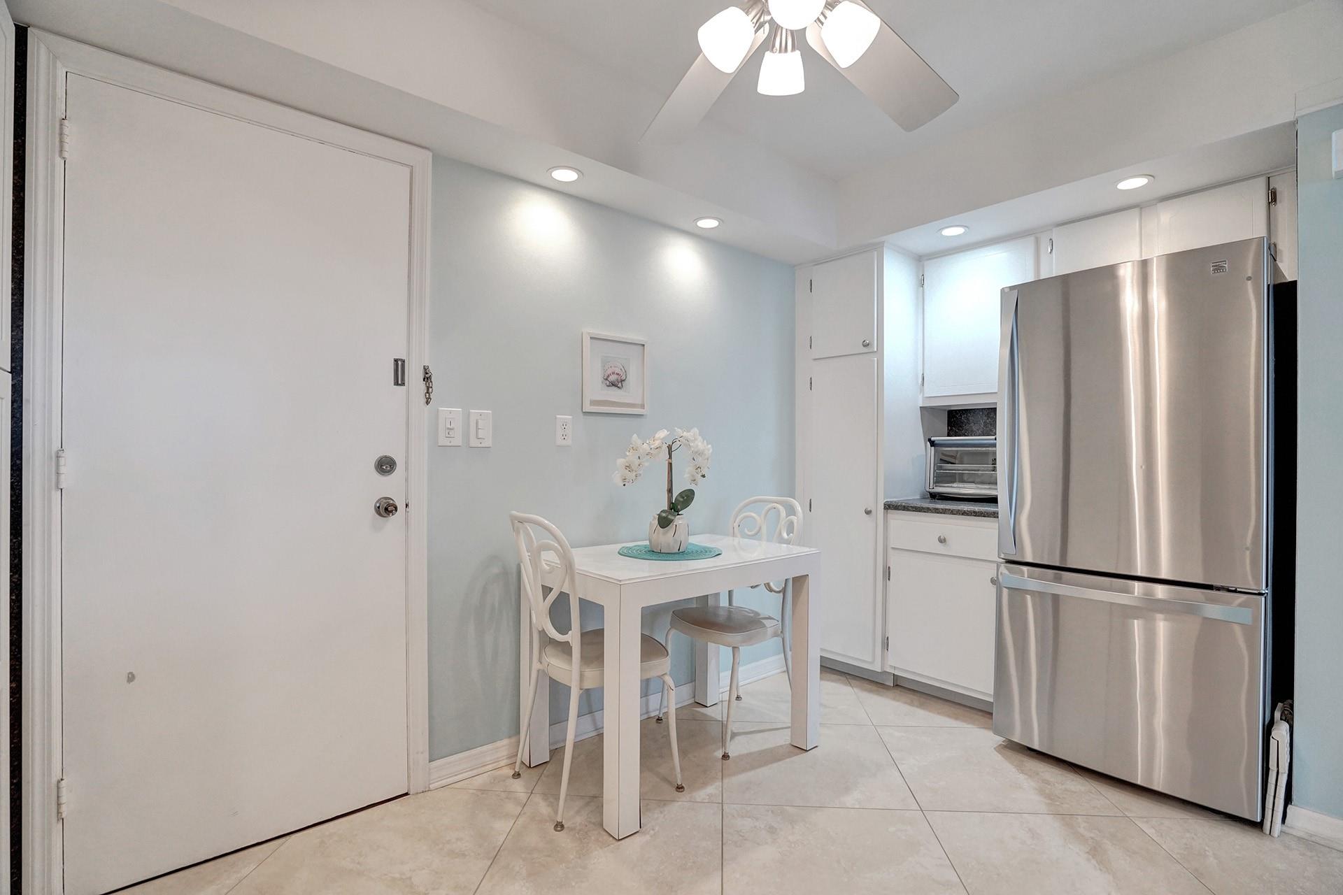 The Commodore - Residential Lease