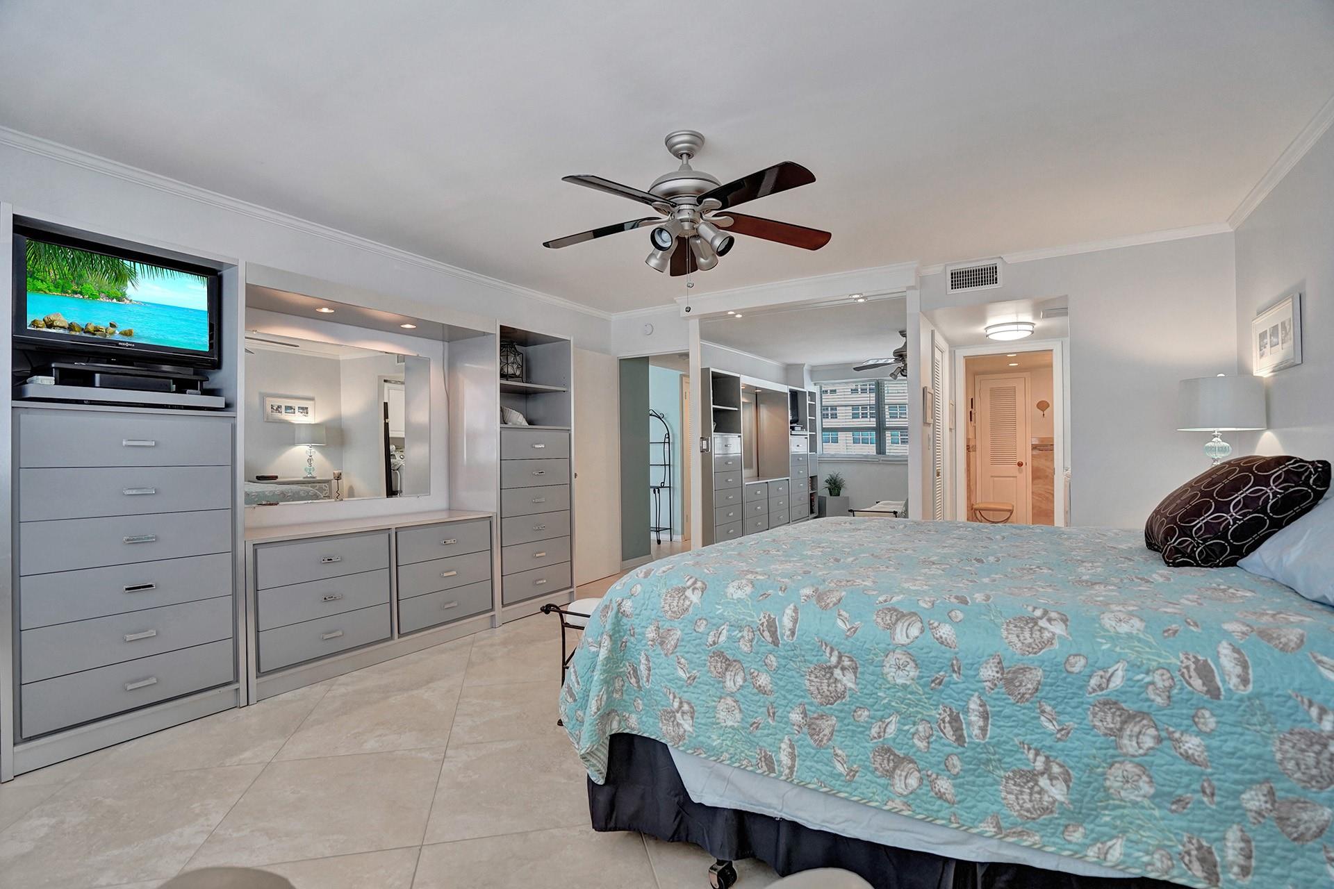 The Commodore - Residential Lease