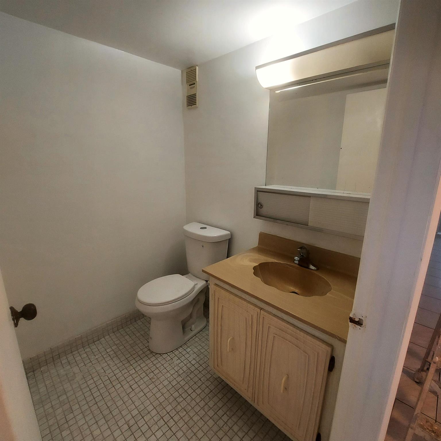 LAKESIDE VILLAGE CONDO 10 - Residential